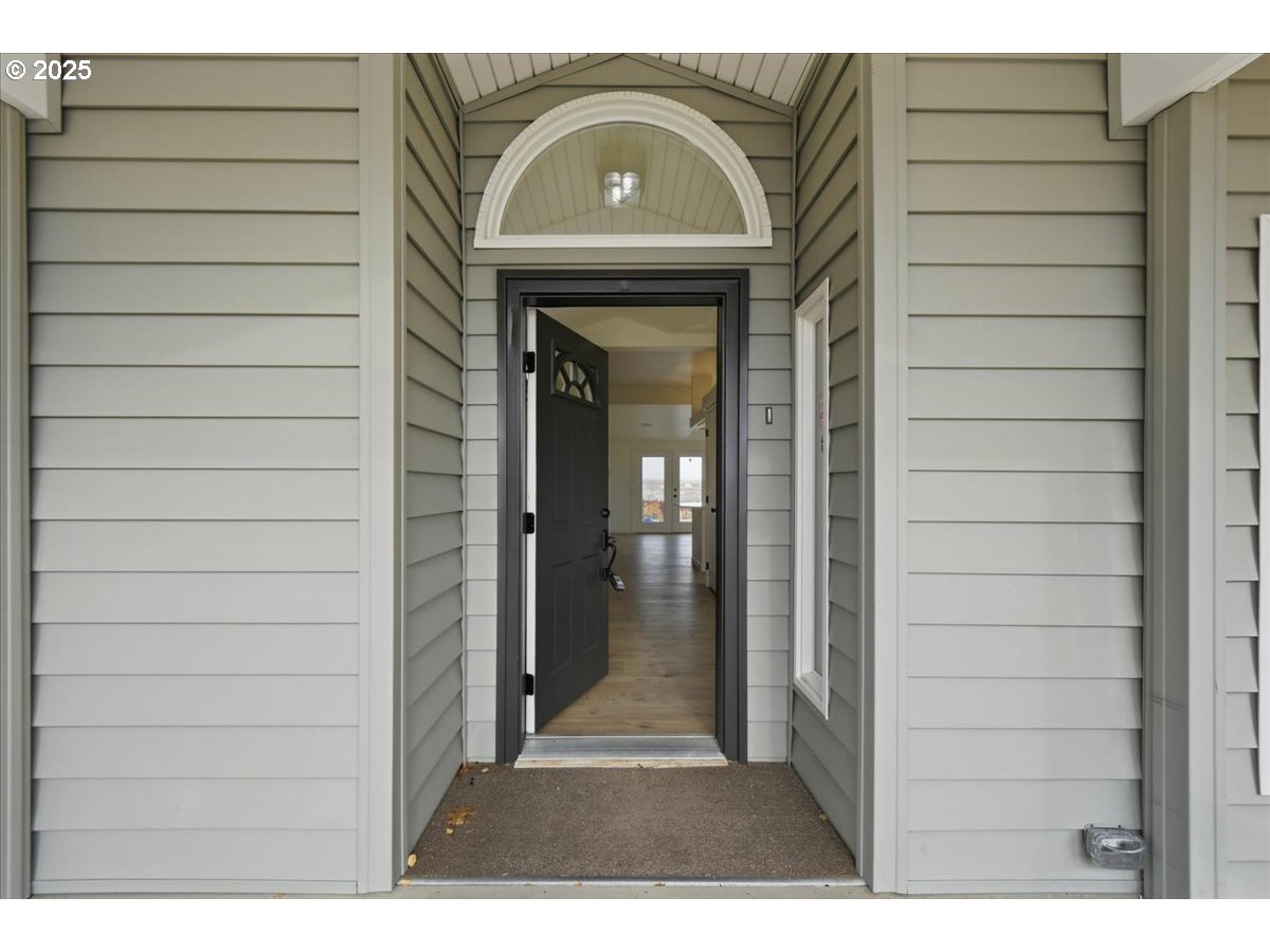 499 ALDERDALE RD