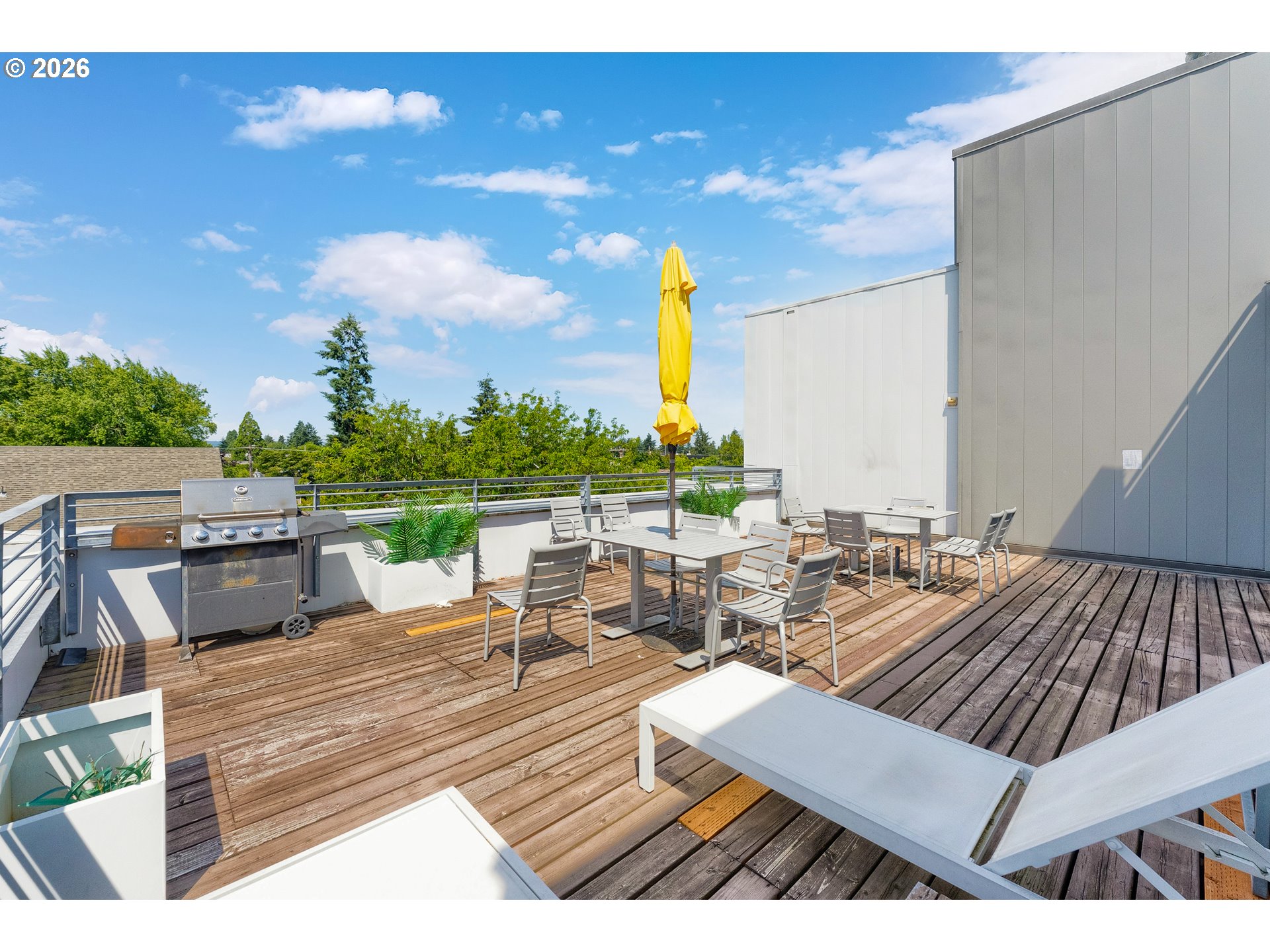900 NE 81st AVE 103