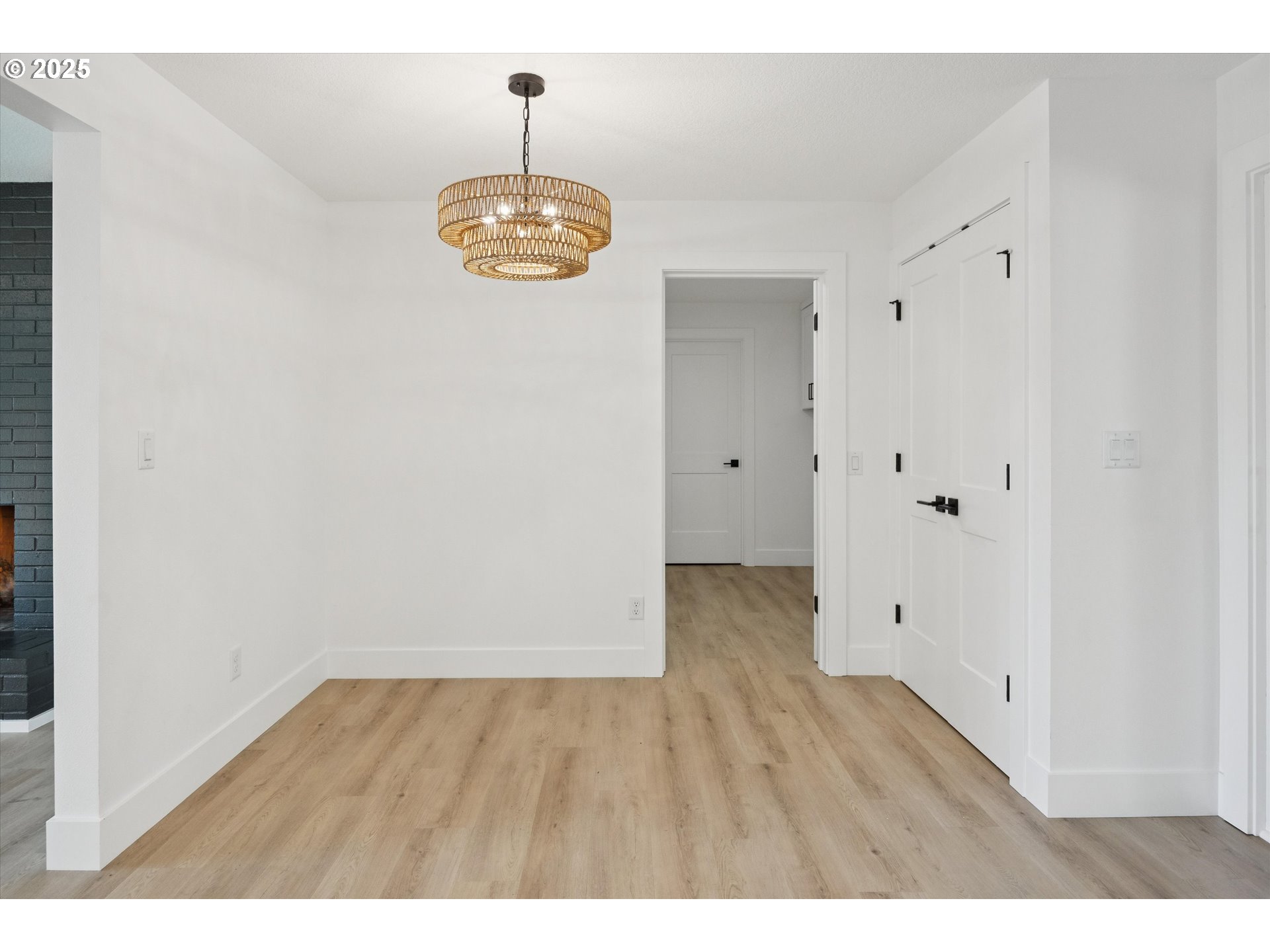 4411 SE LEXINGTON ST