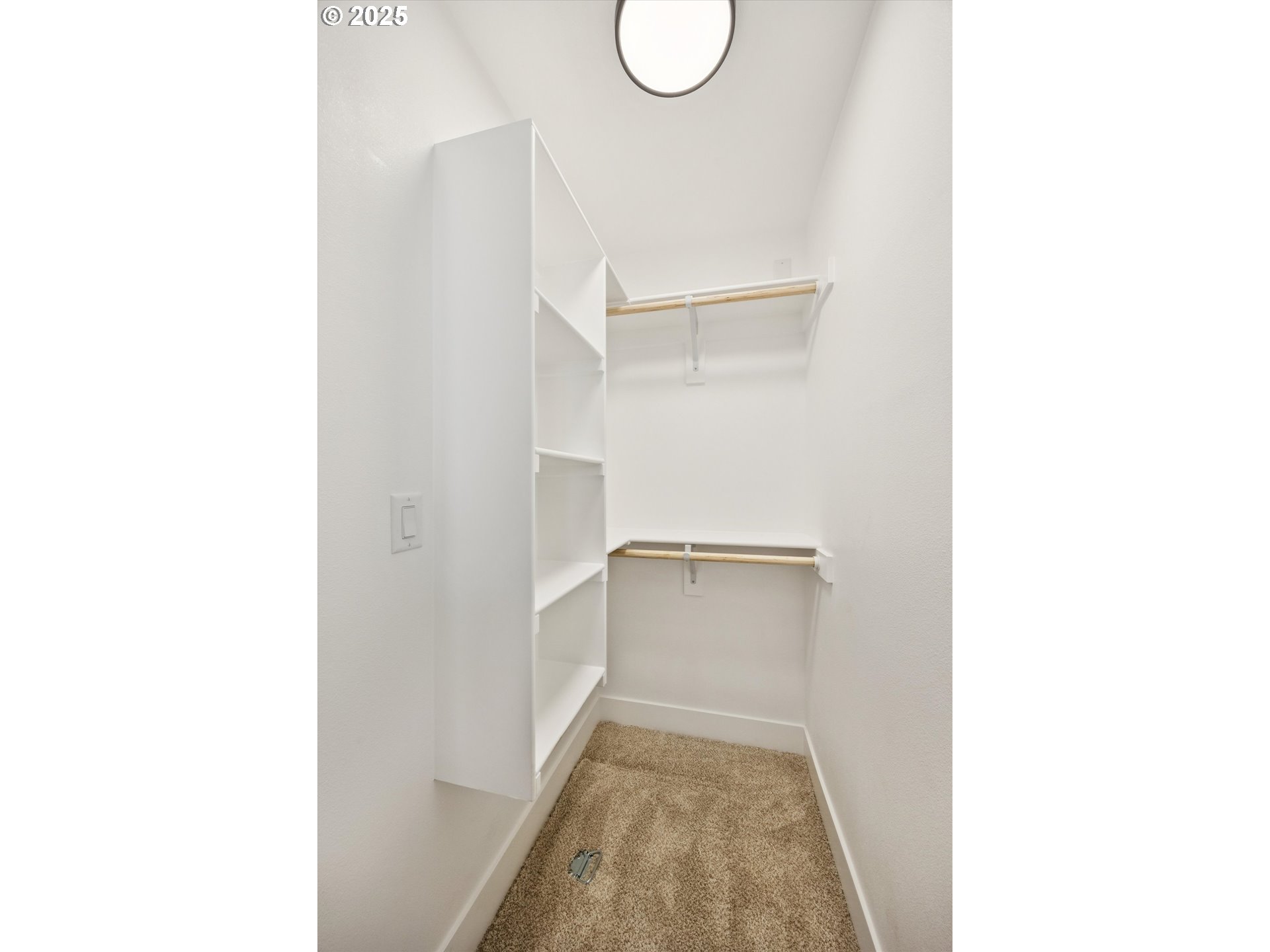 4411 SE LEXINGTON ST