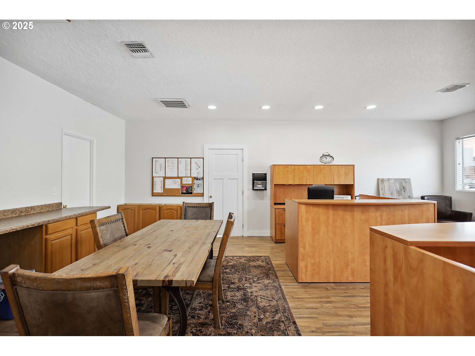 103 E MAIN ST