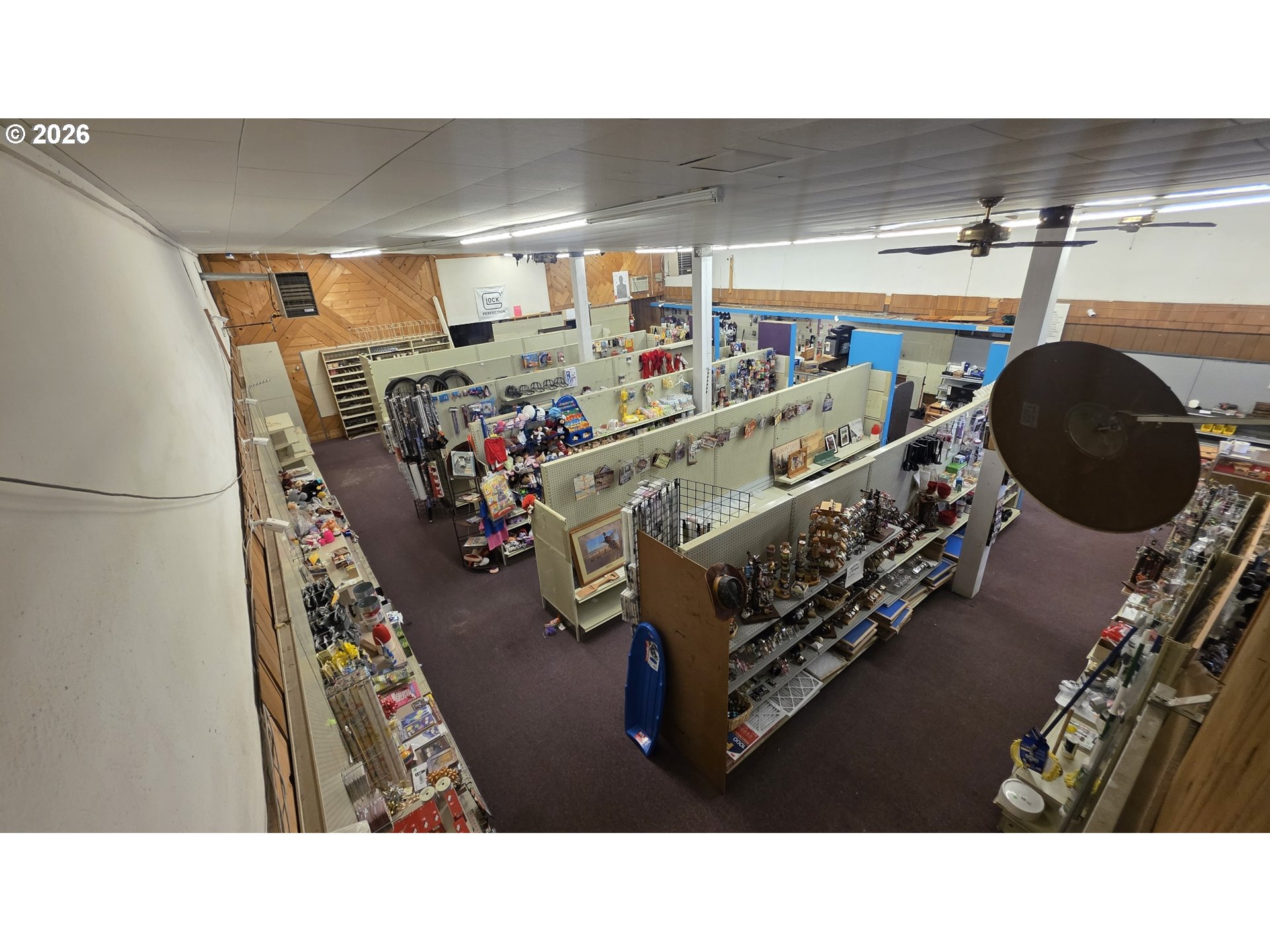 126 W MAIN ST