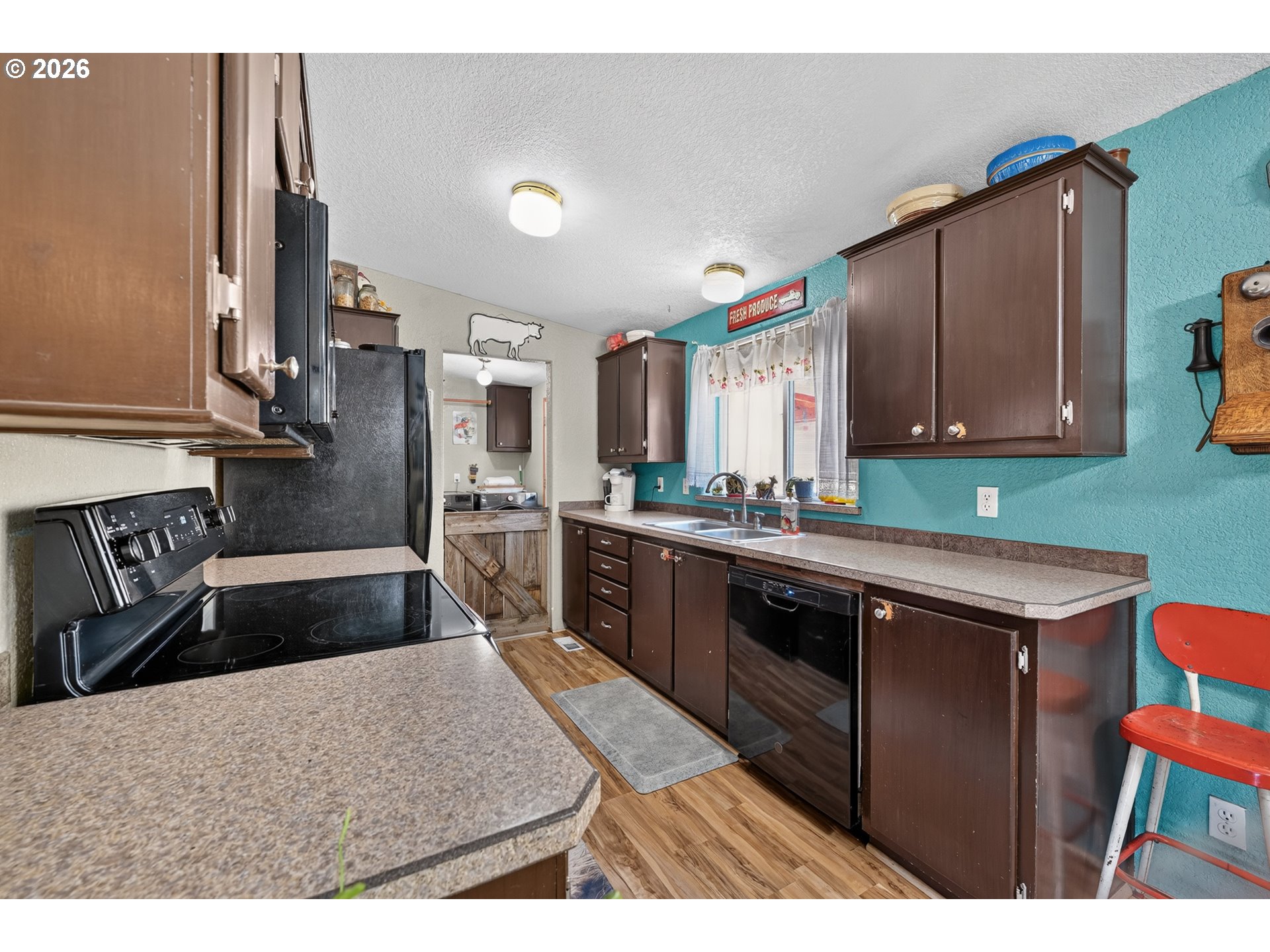 320 Pine Forest RD