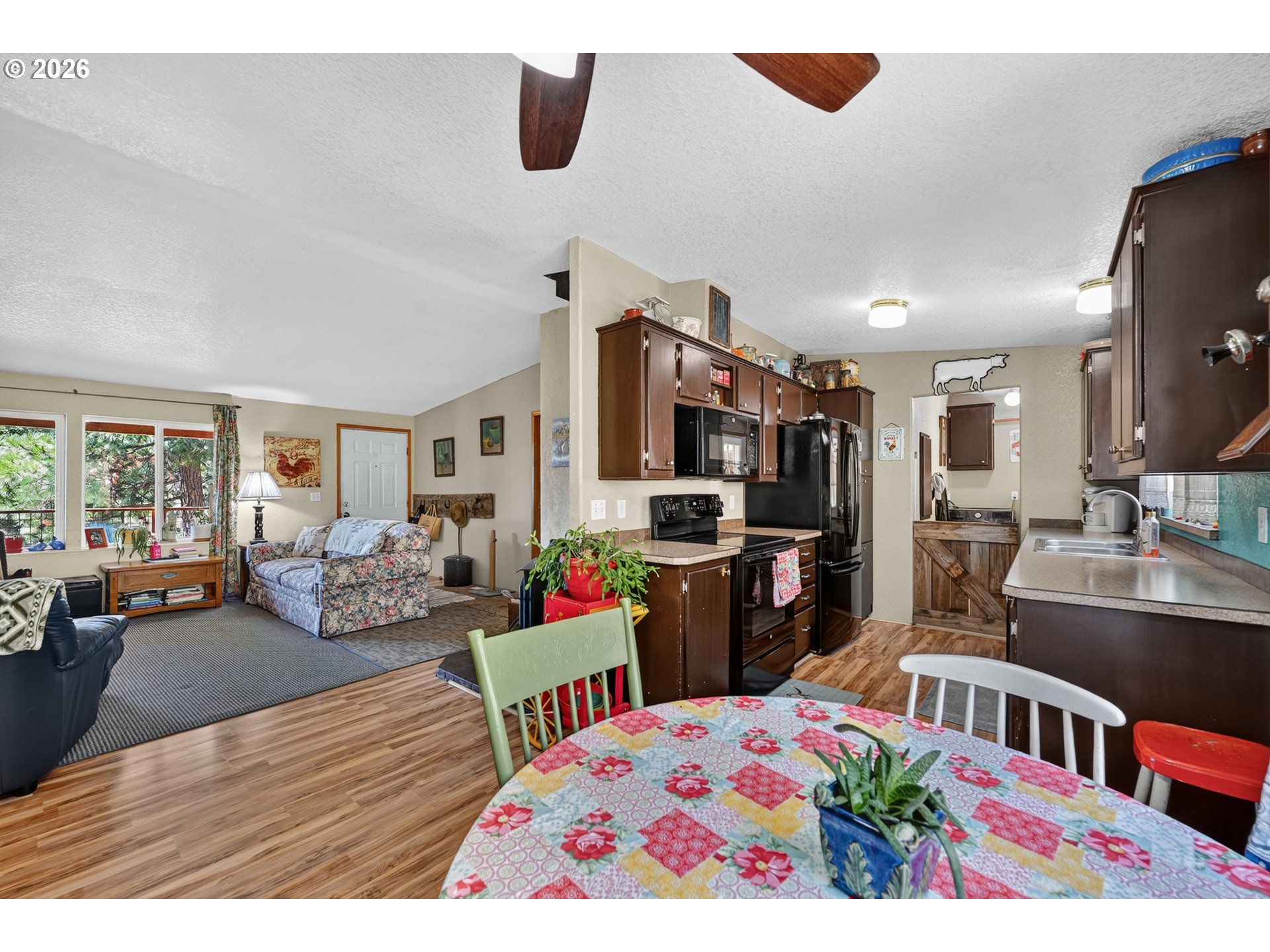 320 Pine Forest RD
