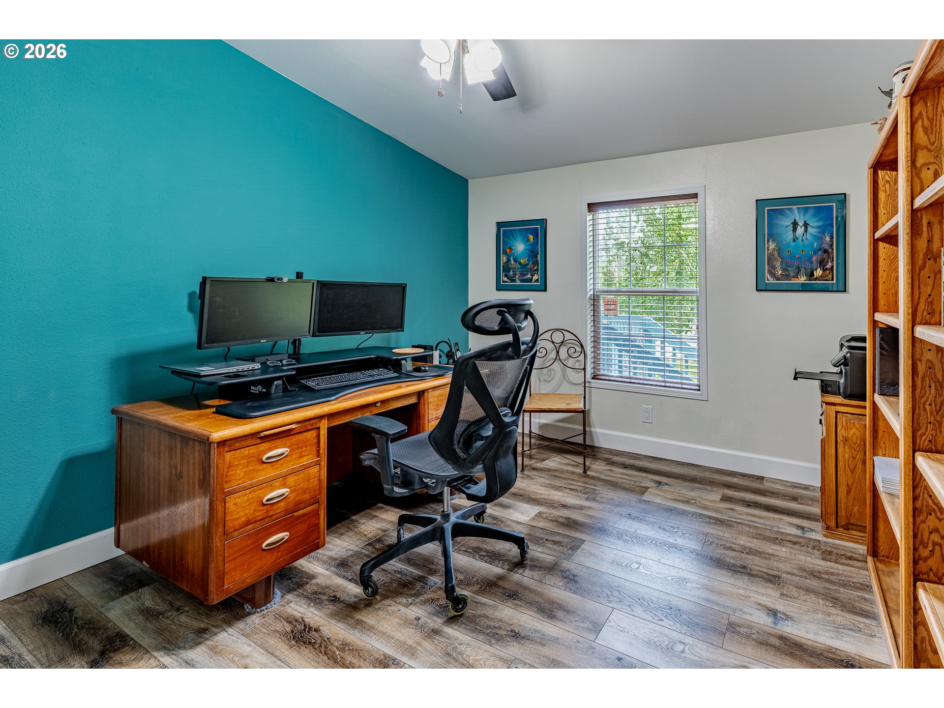 541 Cochran LN
