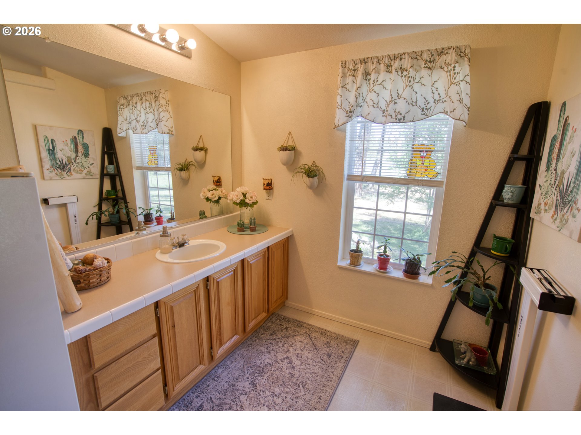 179 Box Canyon RD