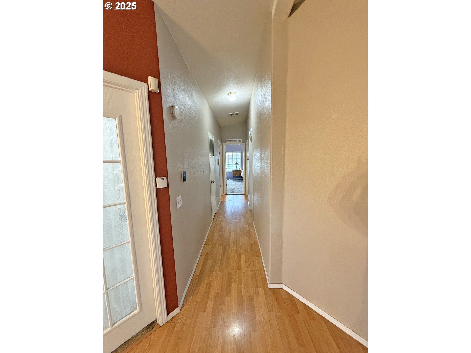 320 W Nesbitt ST