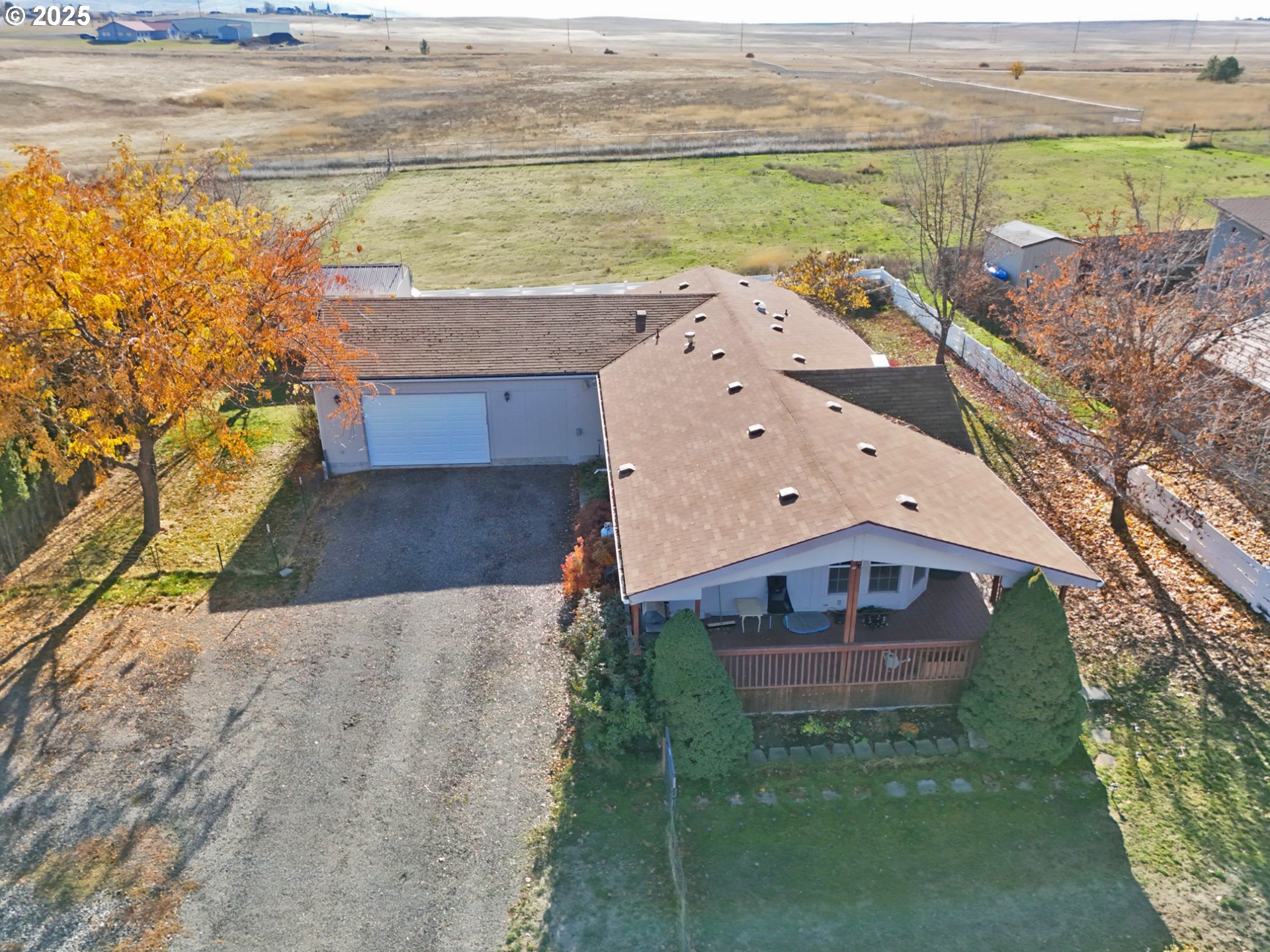 320 W Nesbitt ST