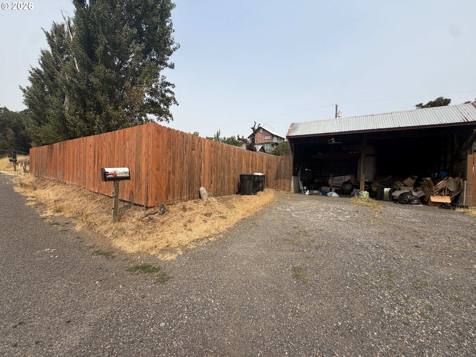 204 CHESTNUT ST