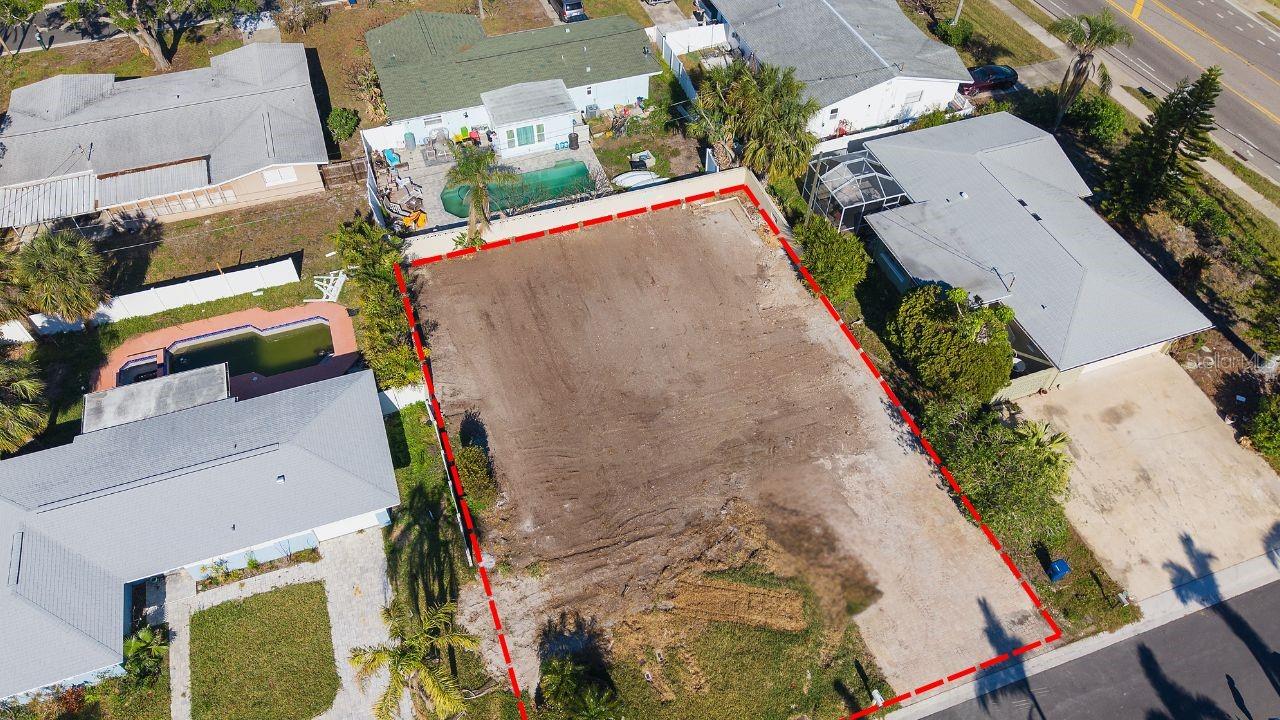 1020 CEDAR DR