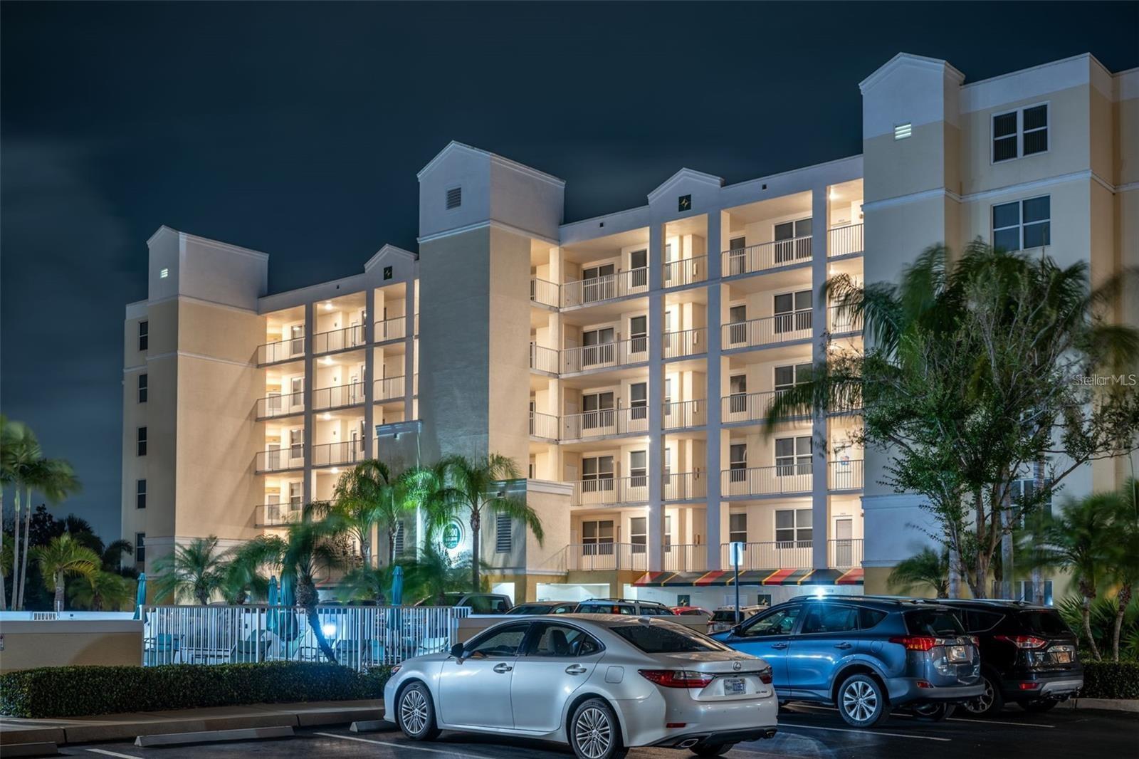 1200 COUNTRY CLUB DR #6103