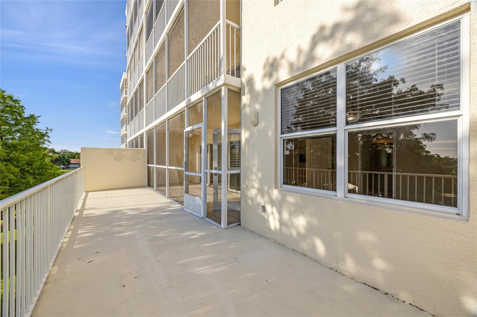 1200 COUNTRY CLUB DR #6103