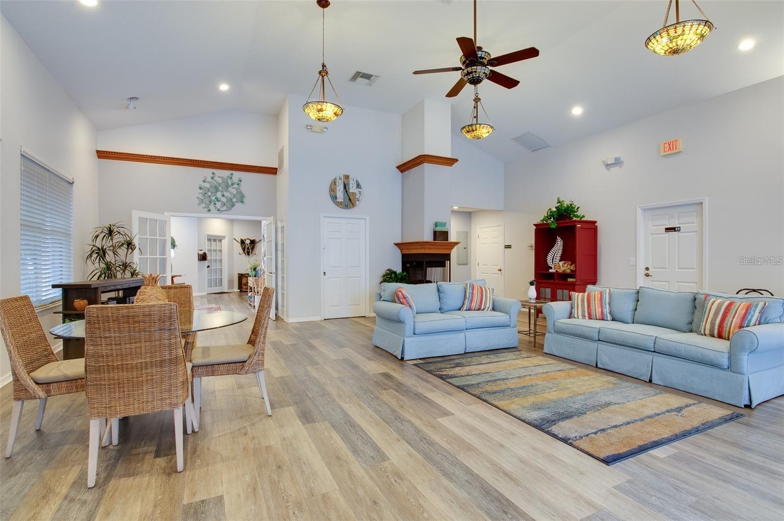 1200 COUNTRY CLUB DR #6103