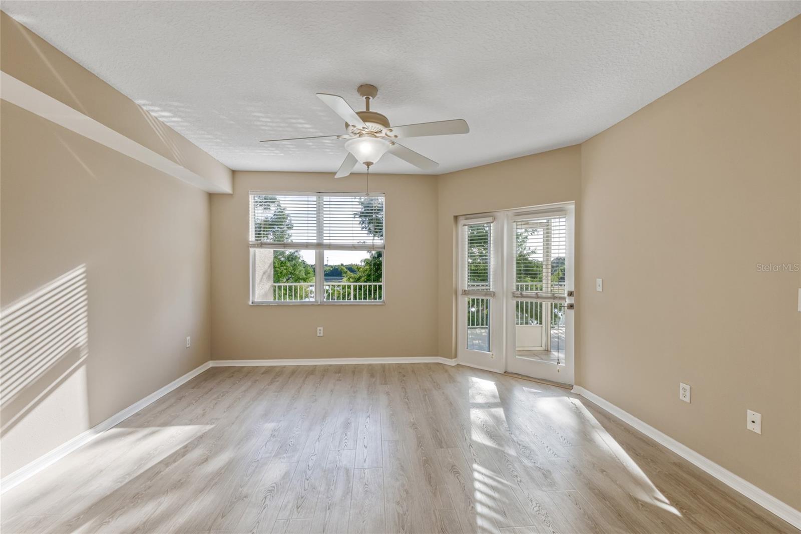 1200 COUNTRY CLUB DR #6103