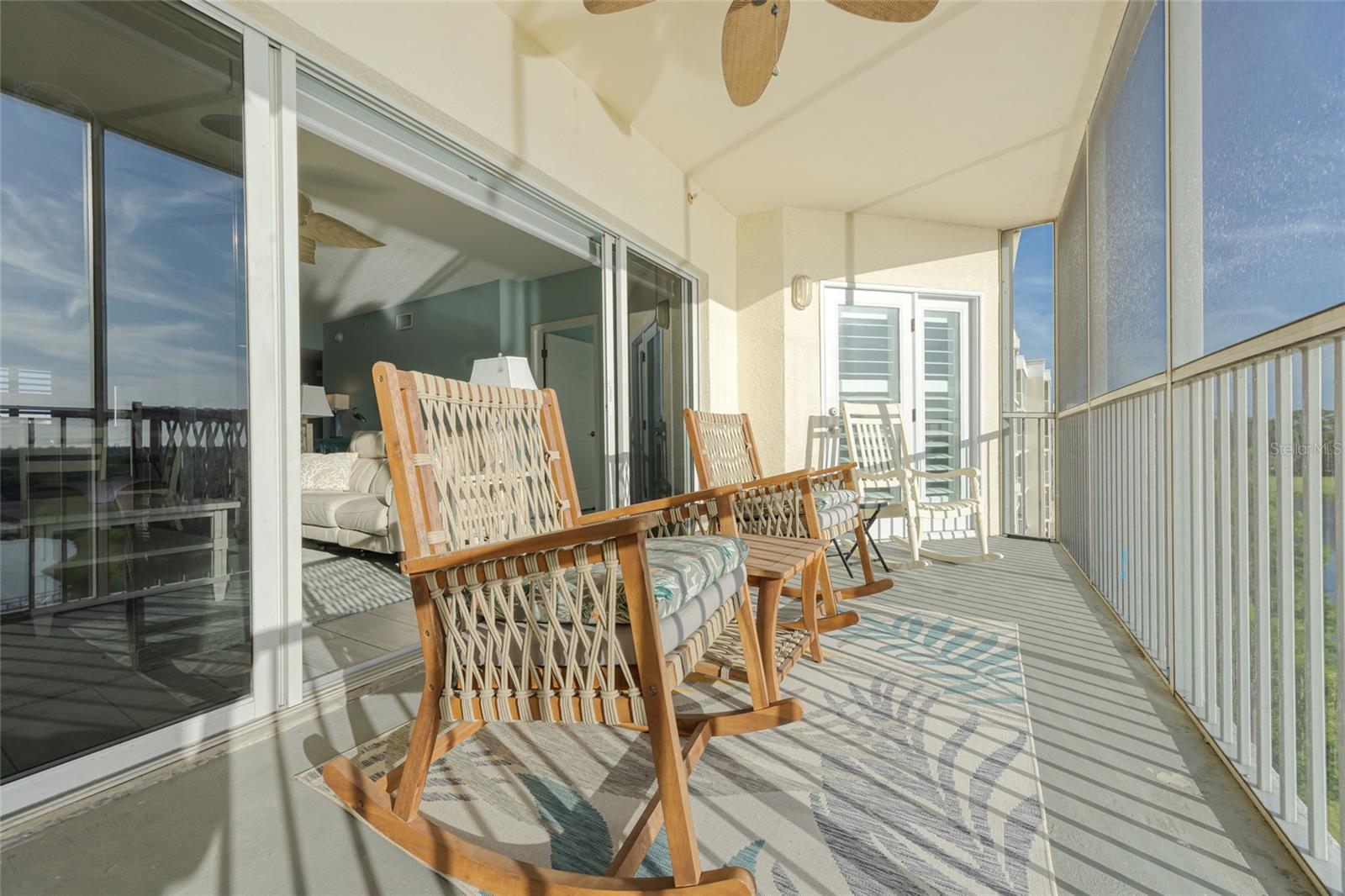 1200 COUNTRY CLUB DR #6402