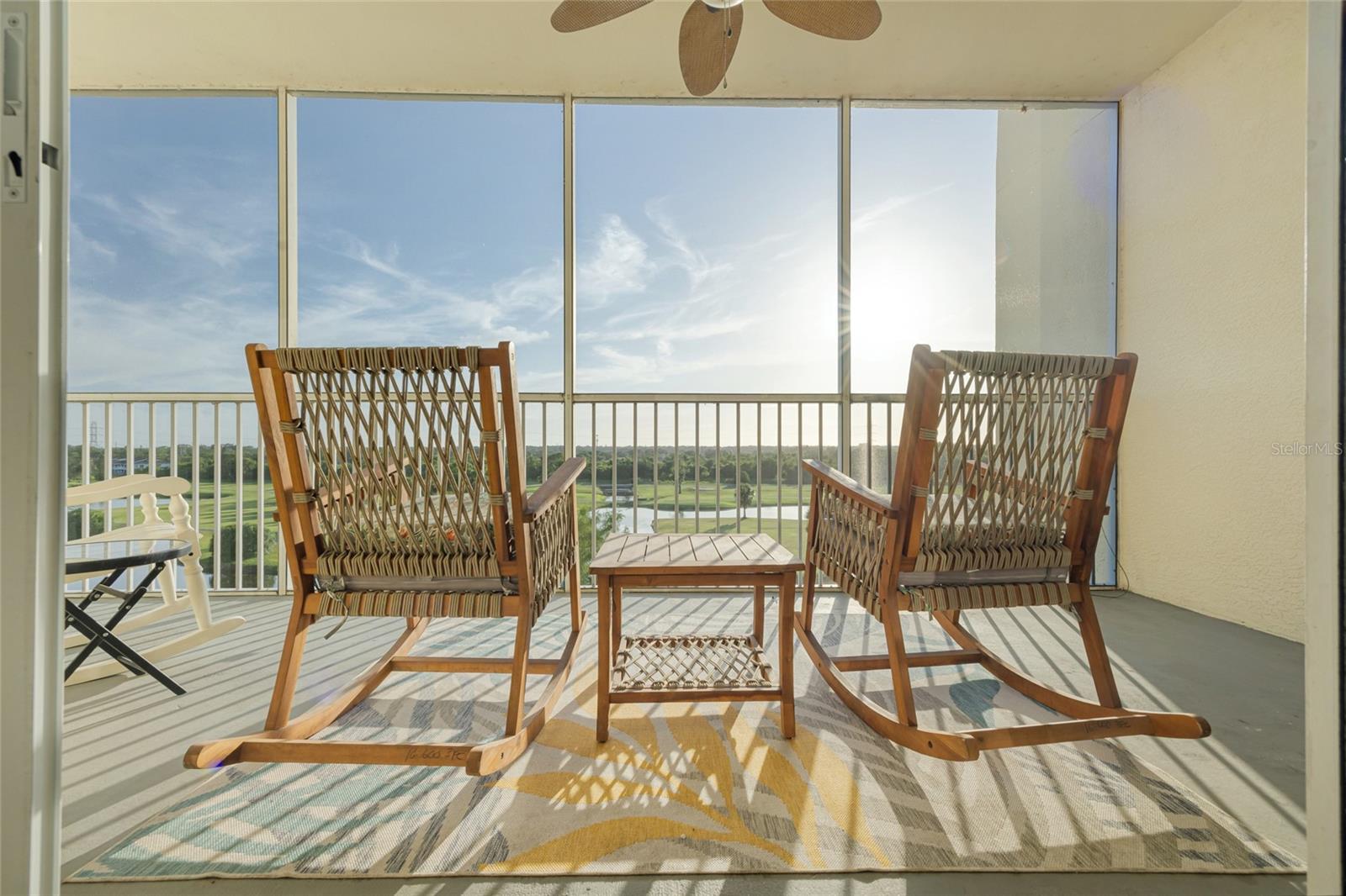 1200 COUNTRY CLUB DR #6402