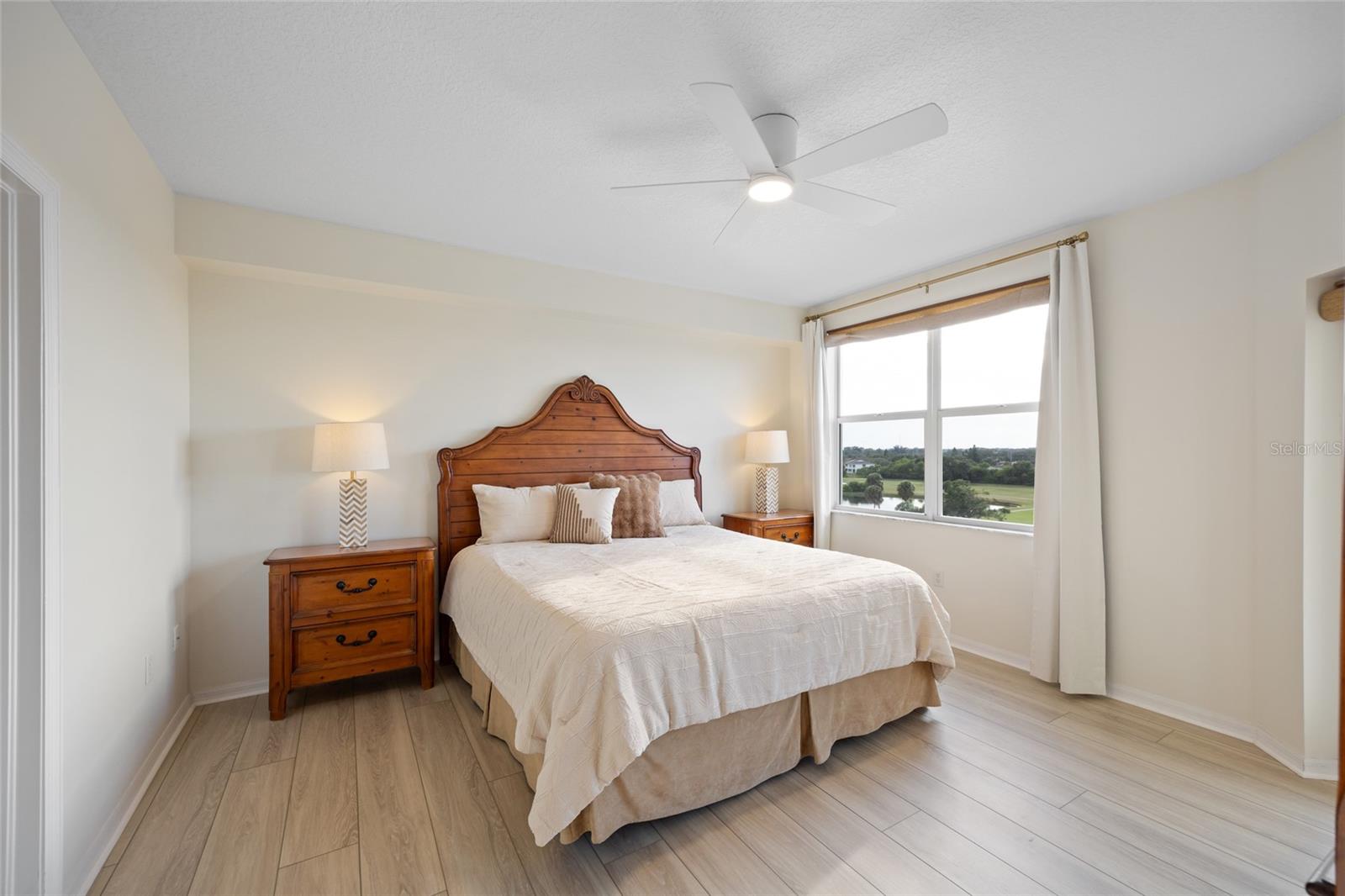 1200 COUNTRY CLUB DR #5402