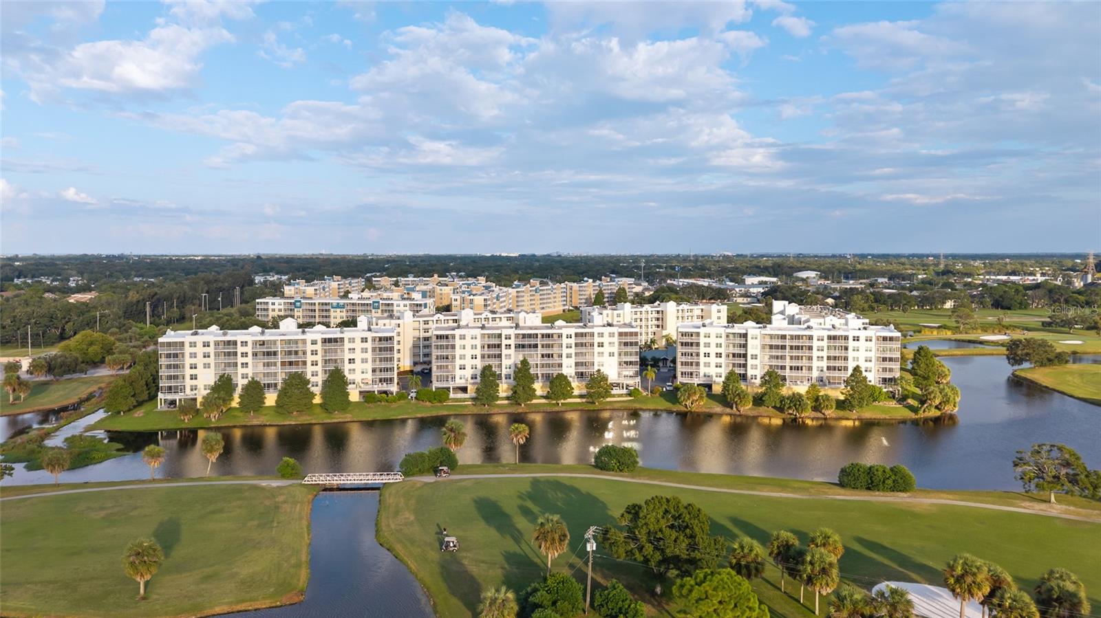 1200 COUNTRY CLUB DR #5402