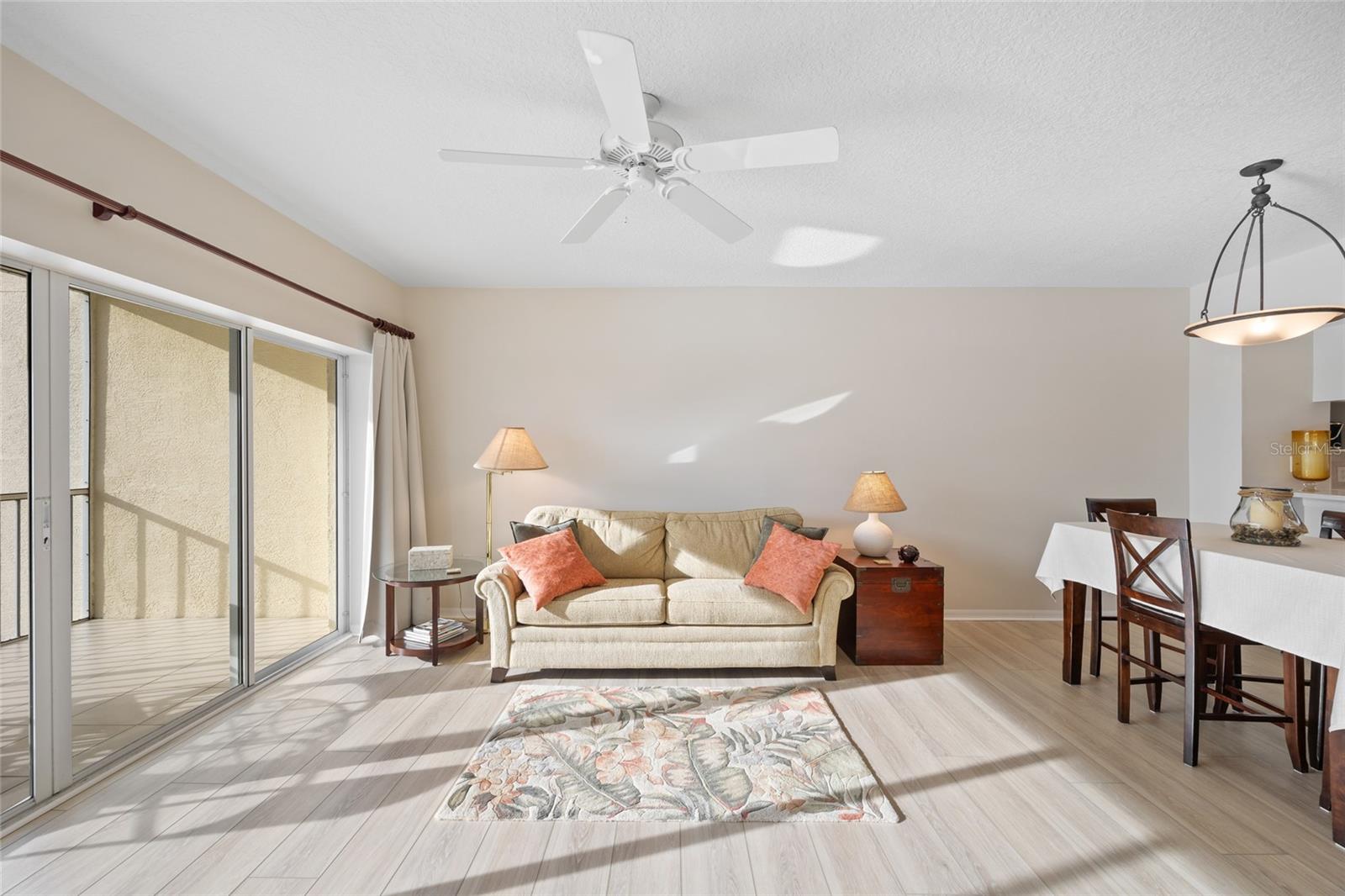 1200 COUNTRY CLUB DR #5402