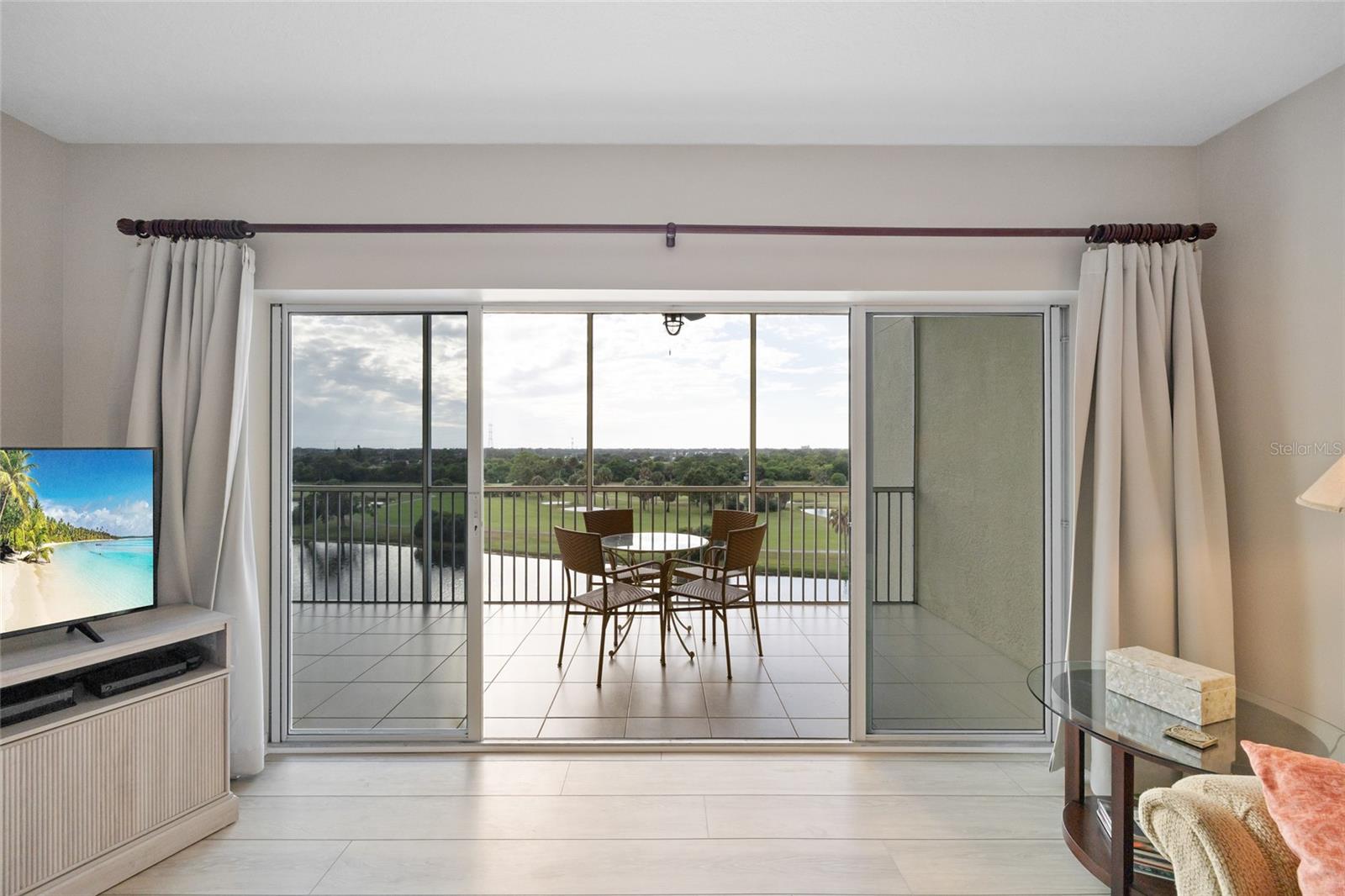 1200 COUNTRY CLUB DR #5402