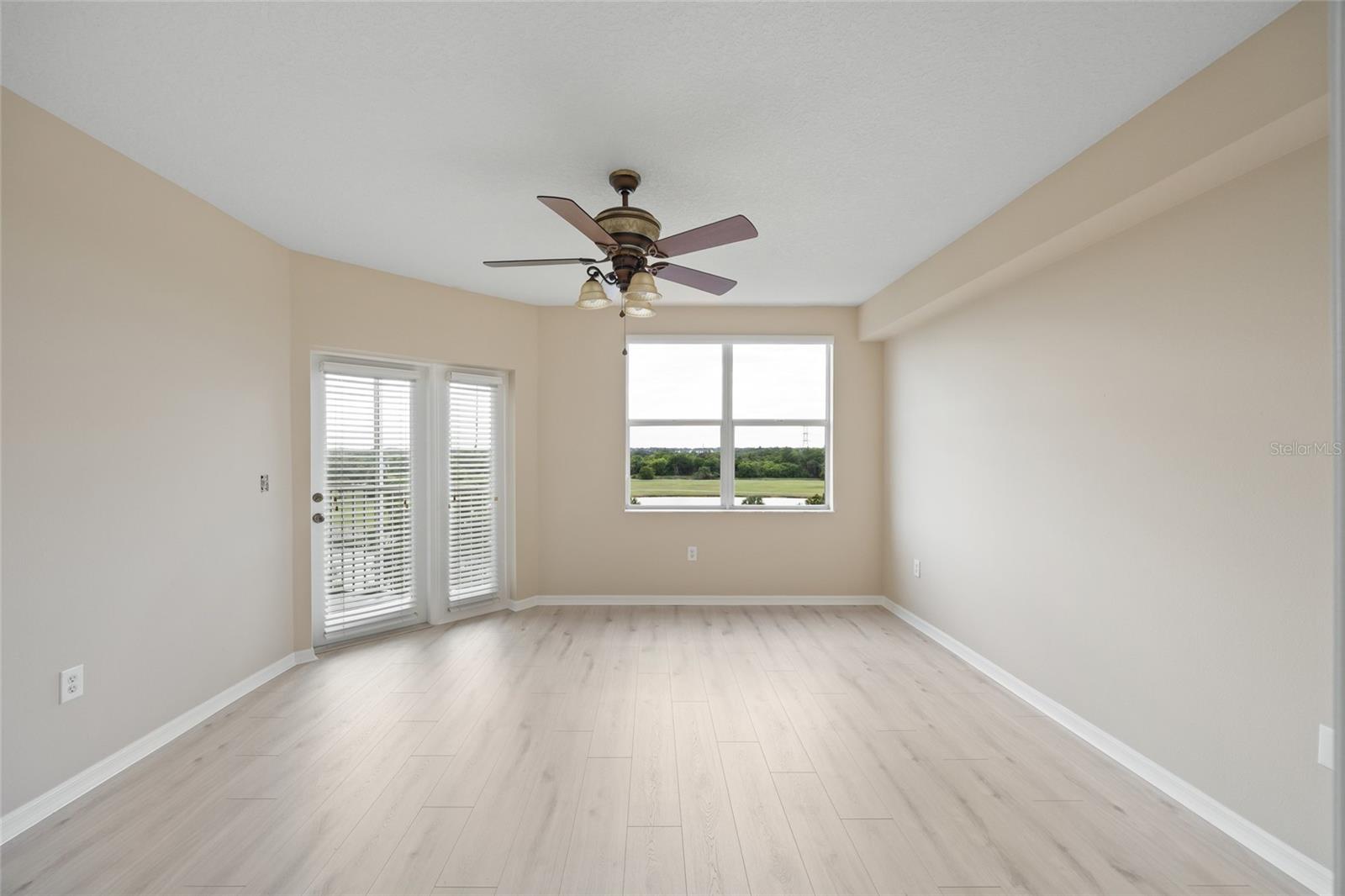 1200 COUNTRY CLUB DR #6305