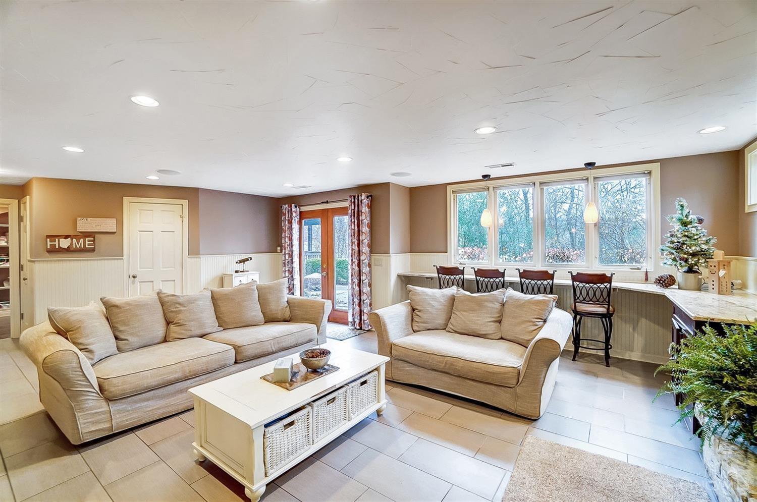 3826 Sunburst Ridge Lane