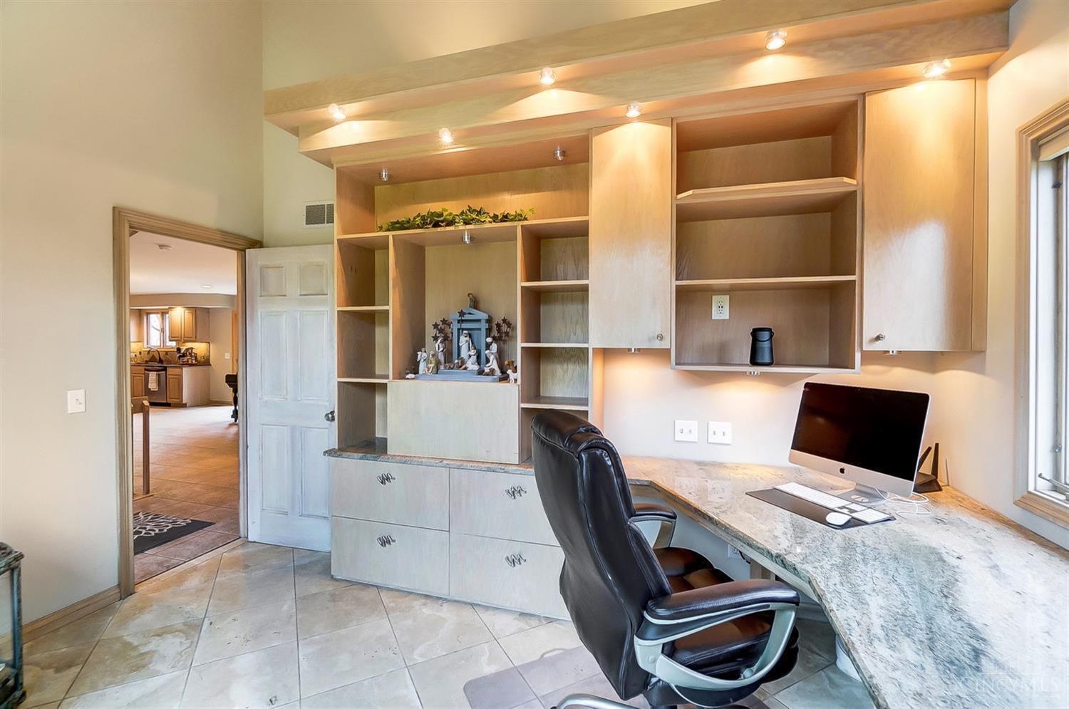 3826 Sunburst Ridge Lane