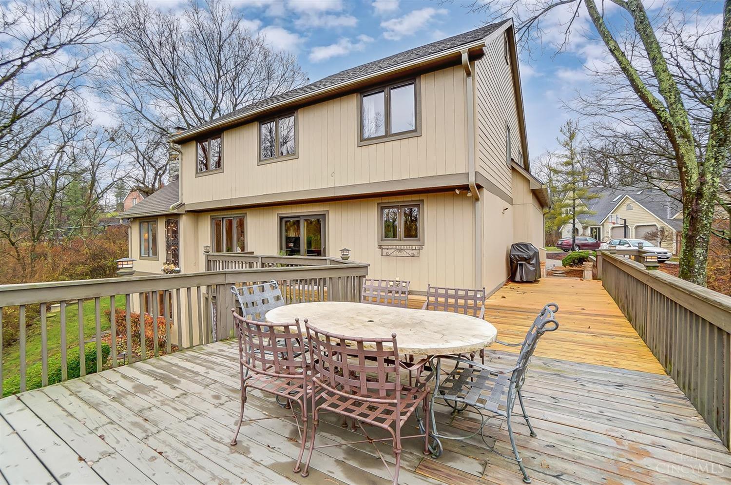 3826 Sunburst Ridge Lane