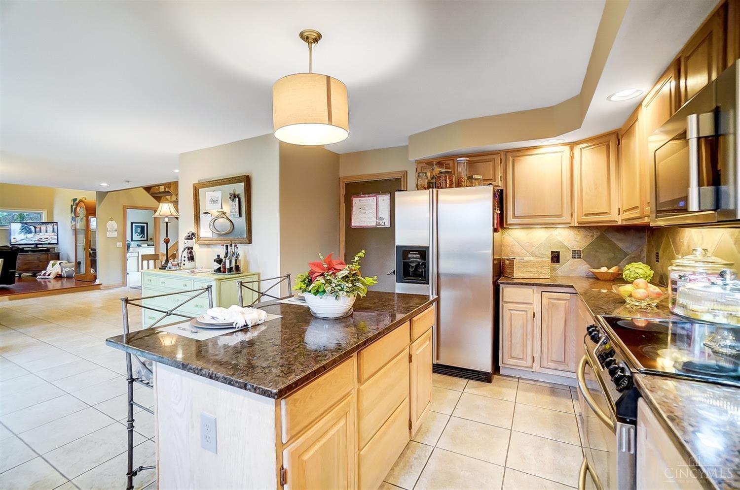 3826 Sunburst Ridge Lane