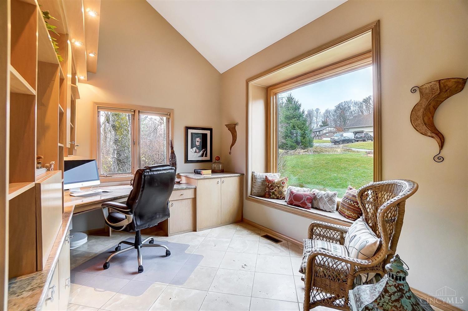 3826 Sunburst Ridge Lane