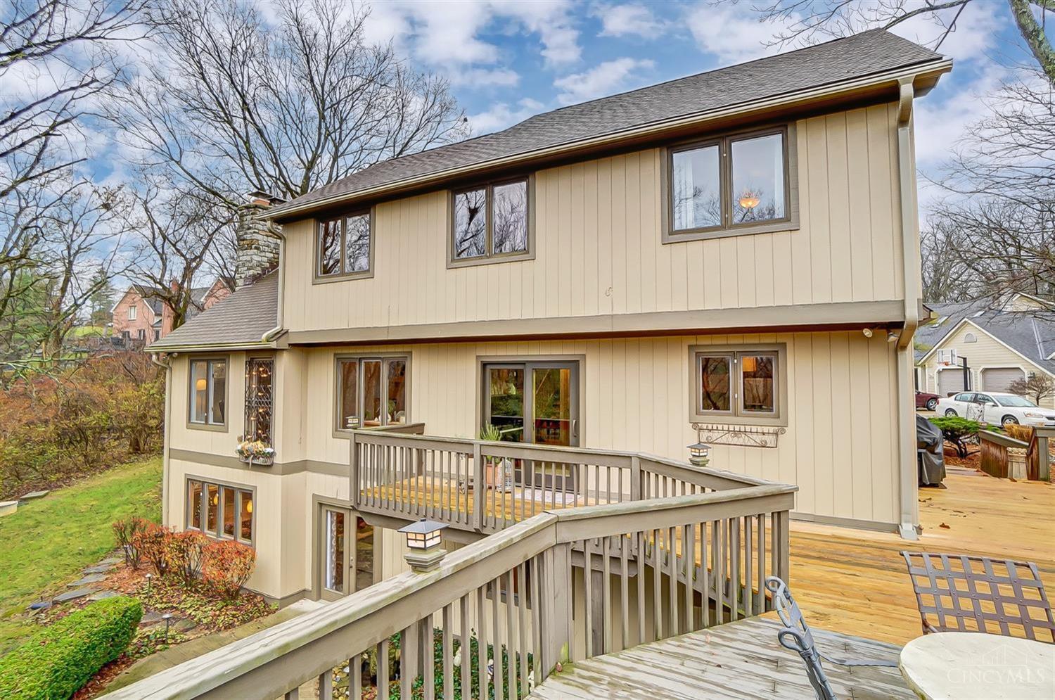 3826 Sunburst Ridge Lane