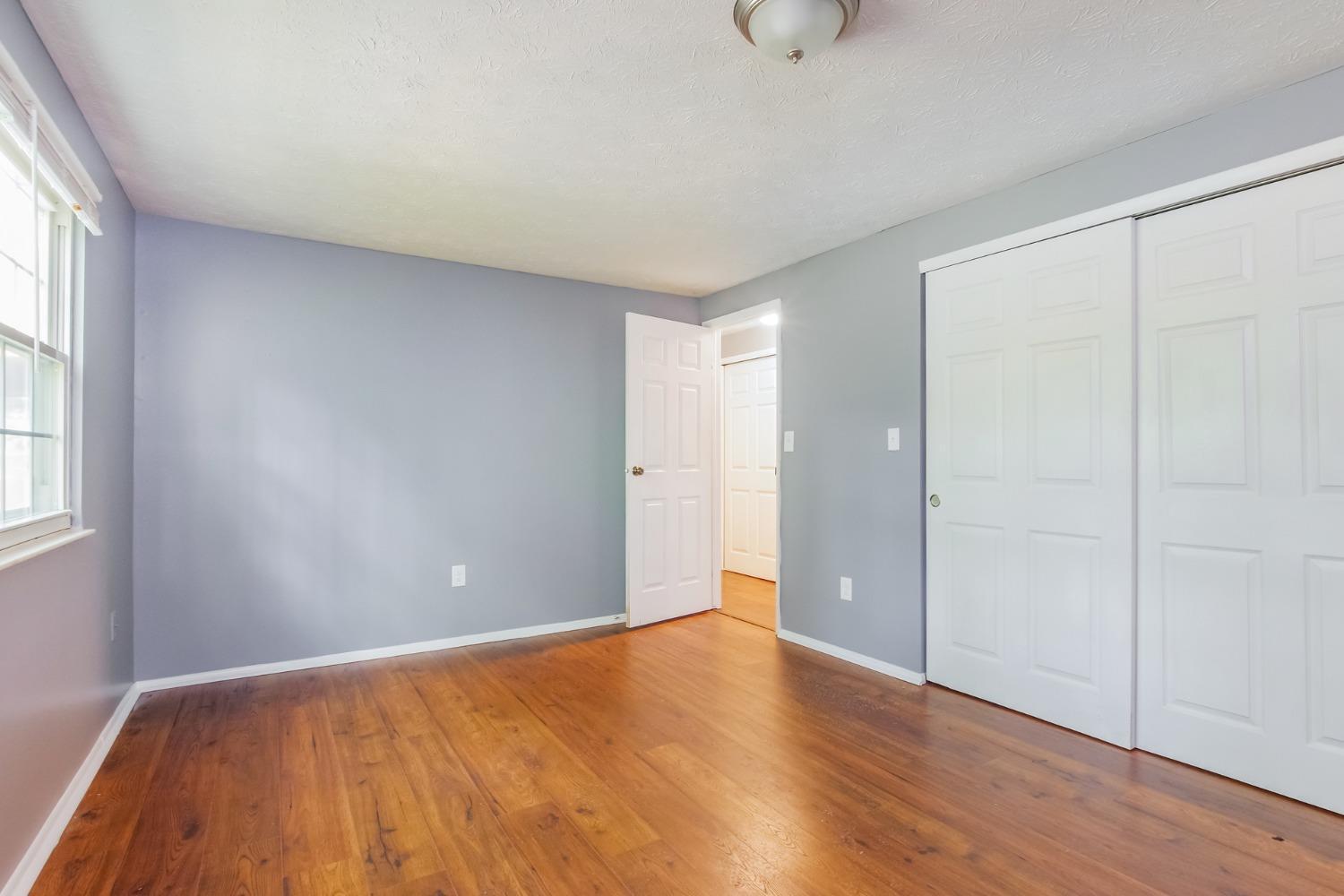 6955 Fallen Oaks Drive