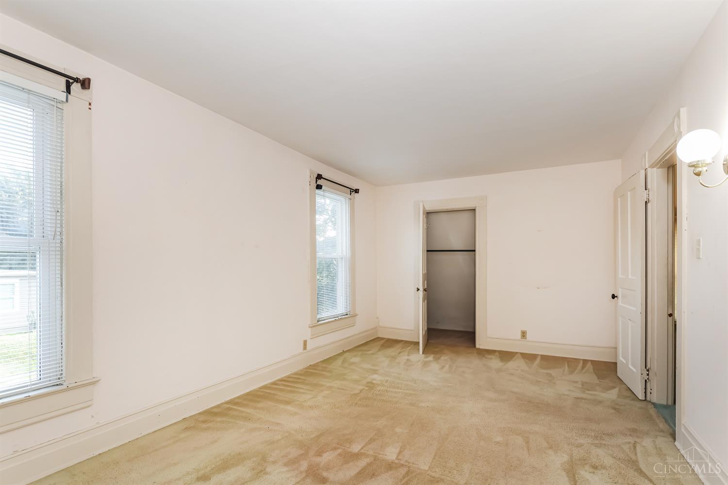 115 E Birdsall Street