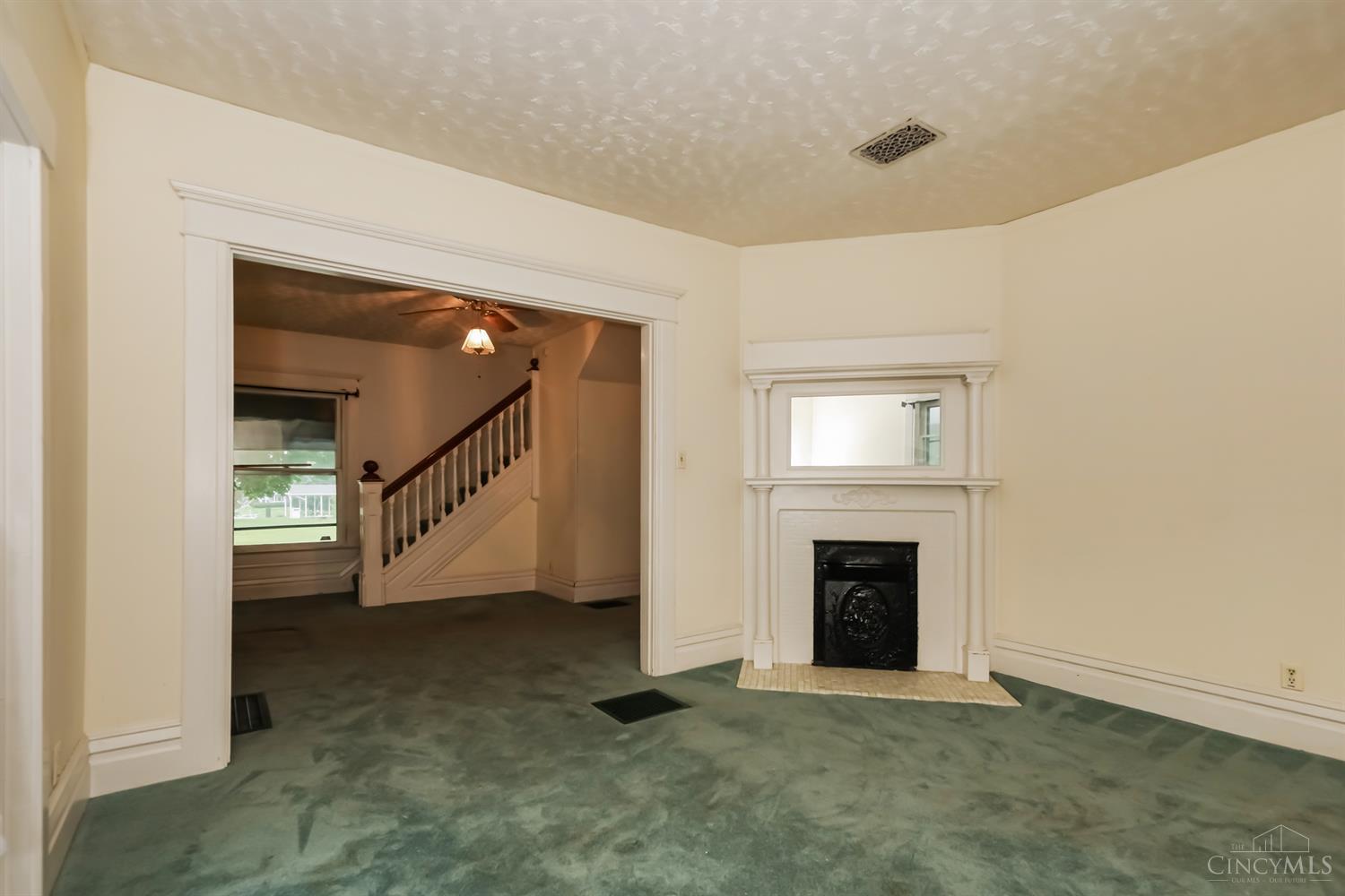 115 E Birdsall Street