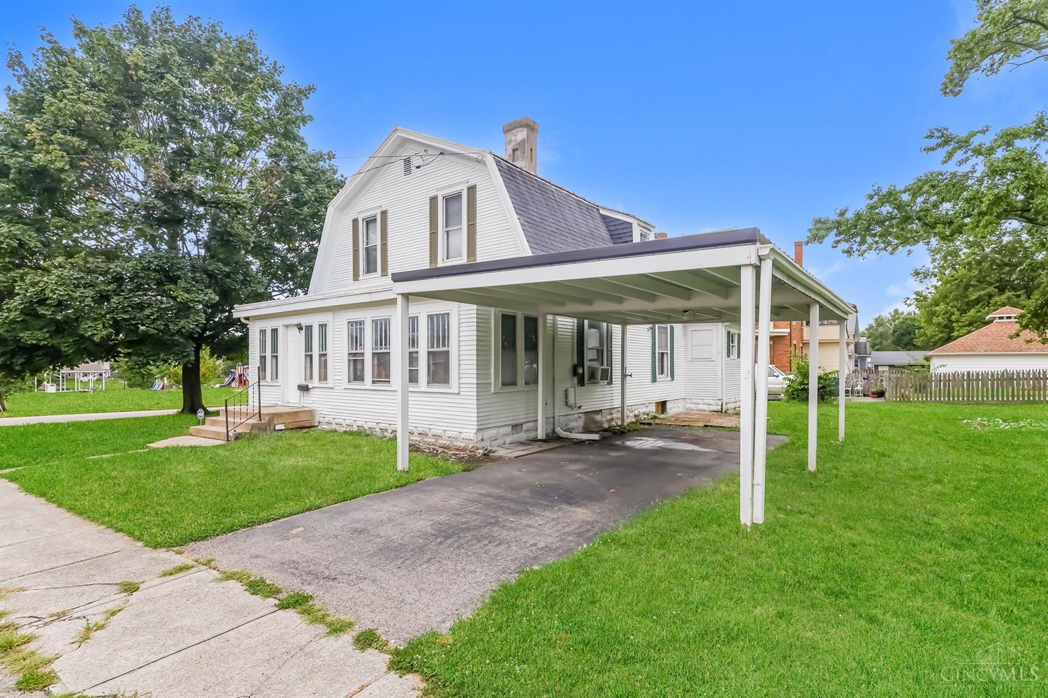 115 E Birdsall Street