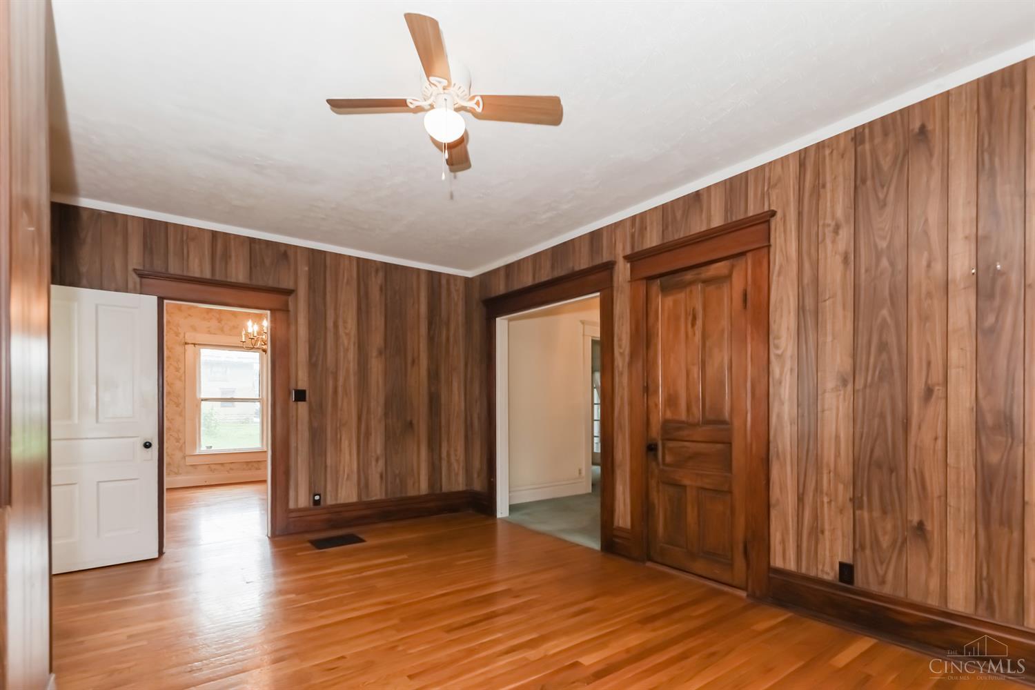 115 E Birdsall Street