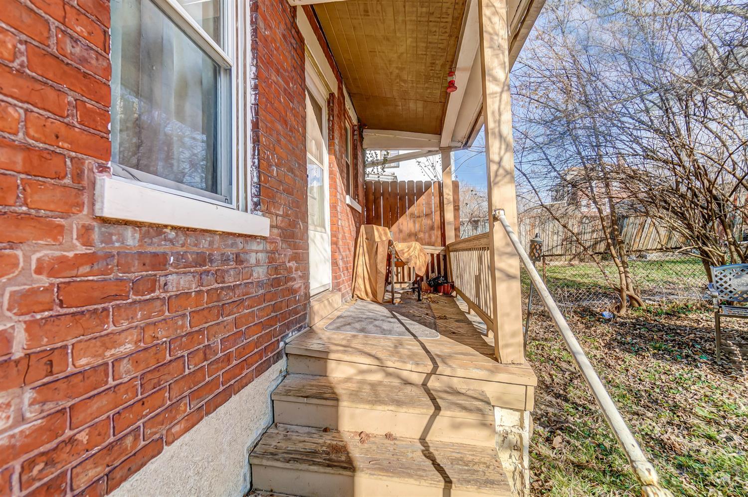 5140 Carthage Avenue