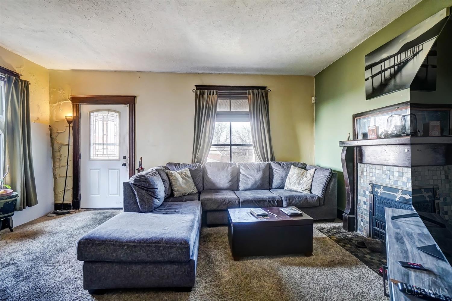 5140 Carthage Avenue