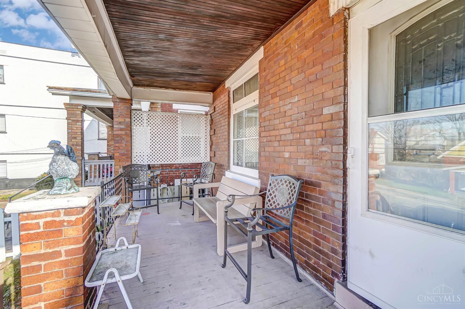 5140 Carthage Avenue