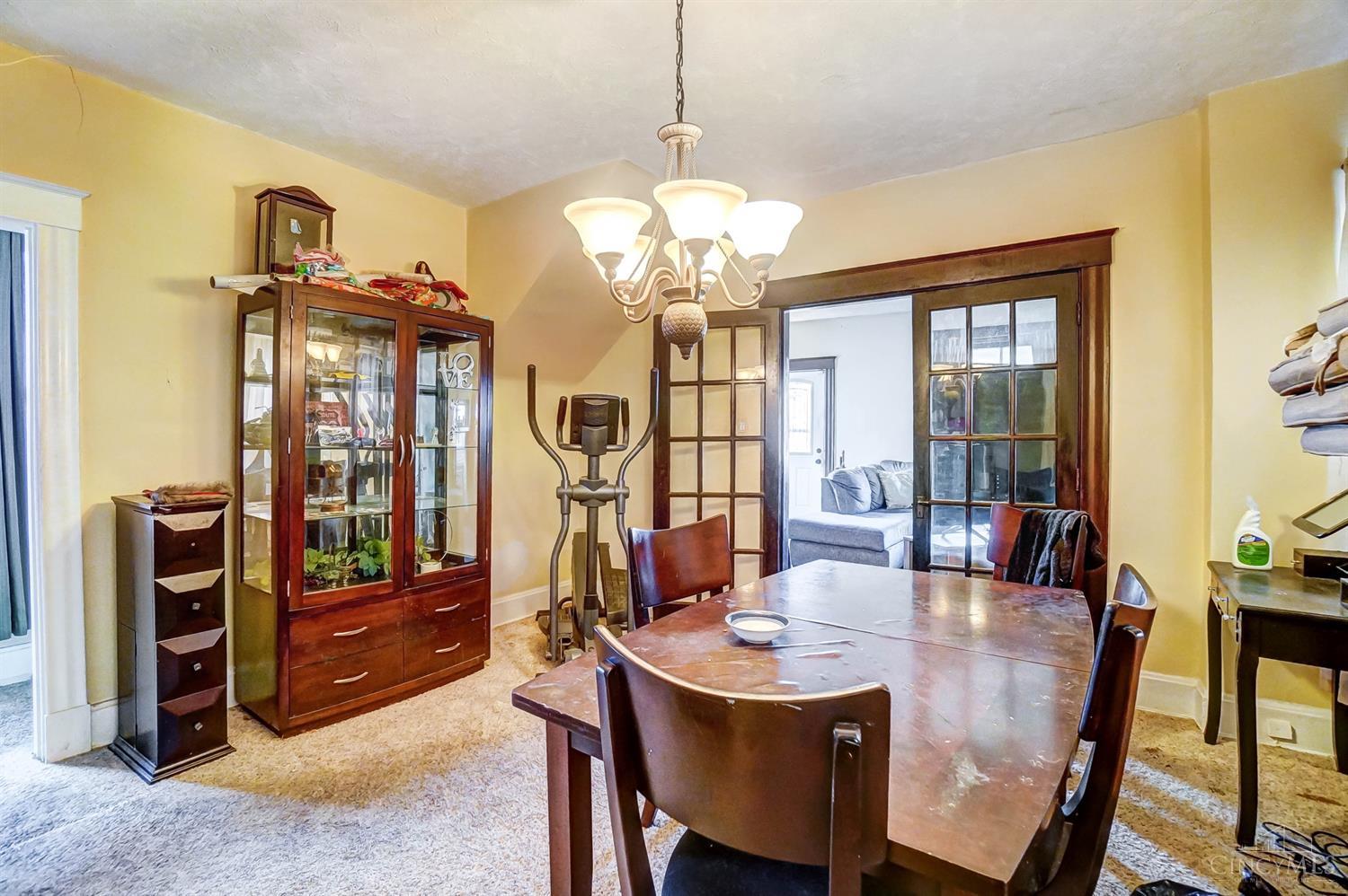 5140 Carthage Avenue