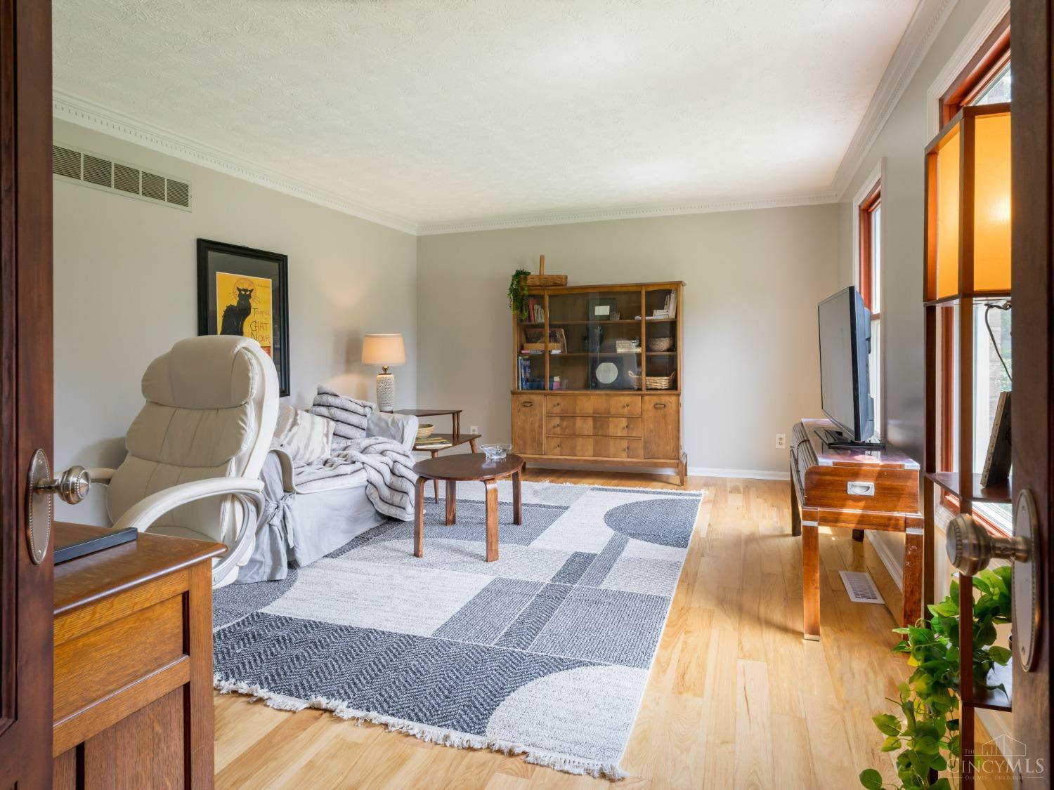 7878 Stoneleigh Lane