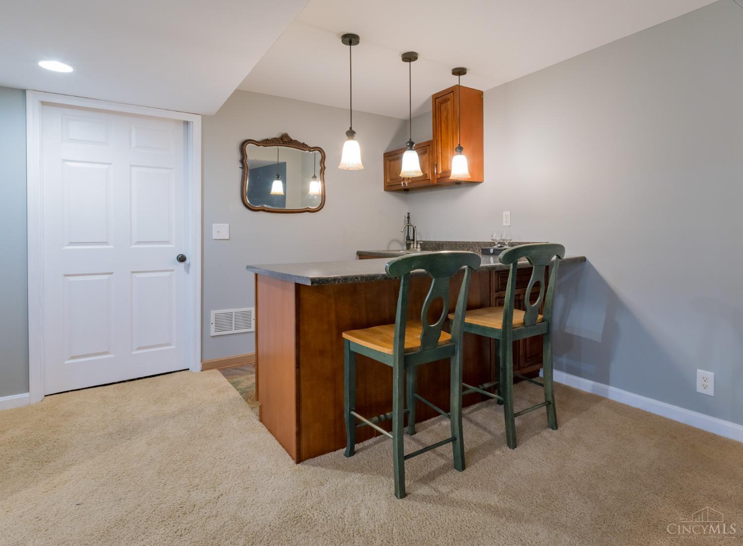 7878 Stoneleigh Lane