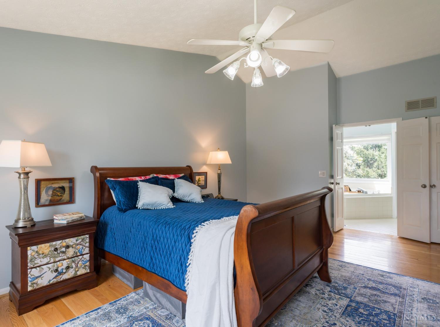 7878 Stoneleigh Lane