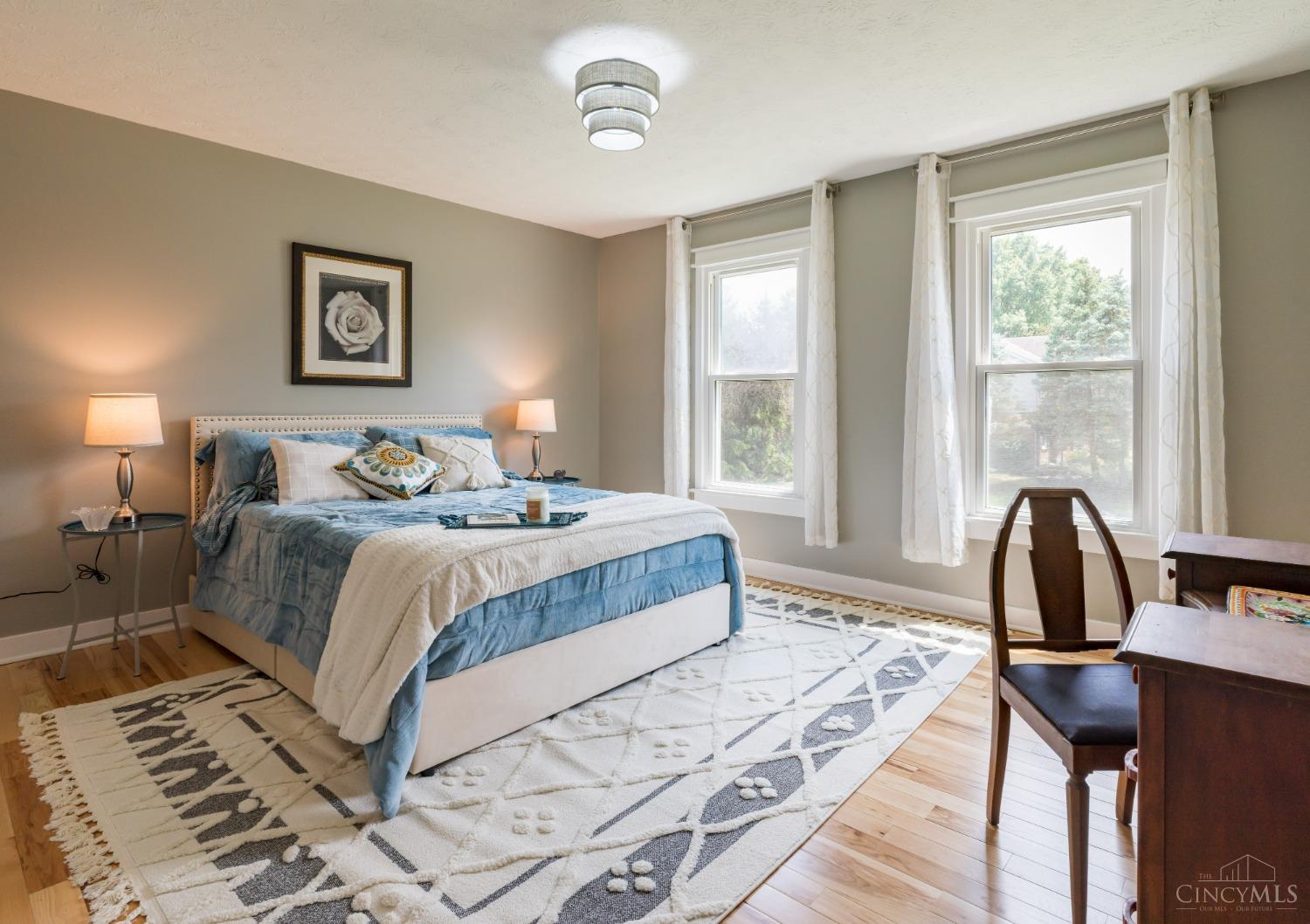 7878 Stoneleigh Lane