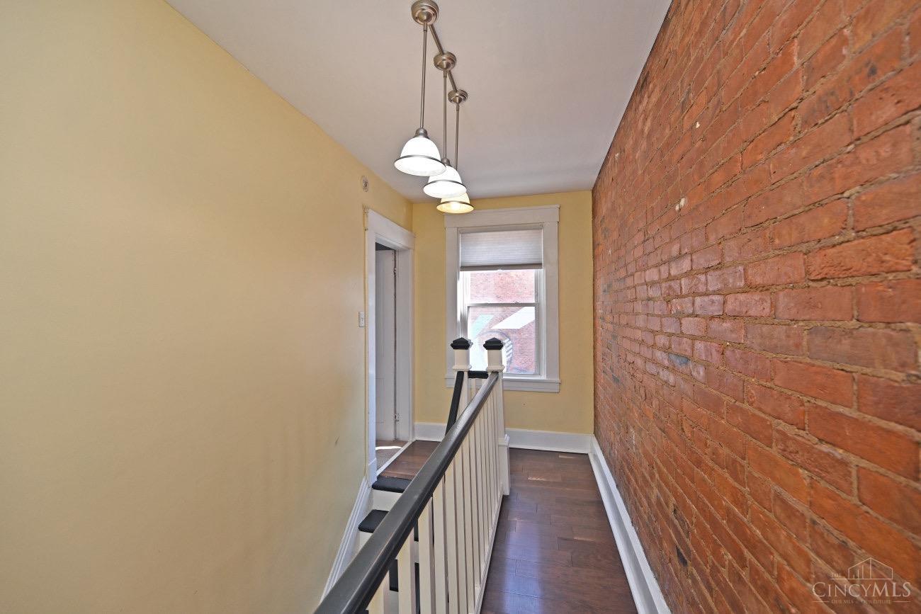 516 E Twelfth Street