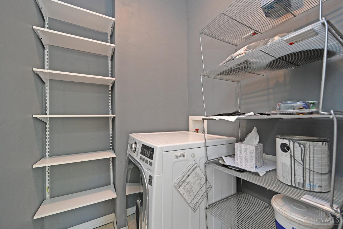 516 E Twelfth Street