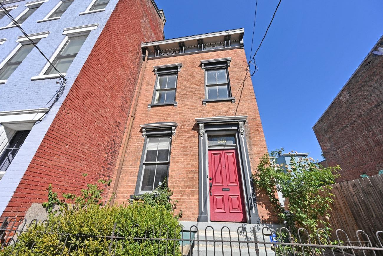 516 E Twelfth Street