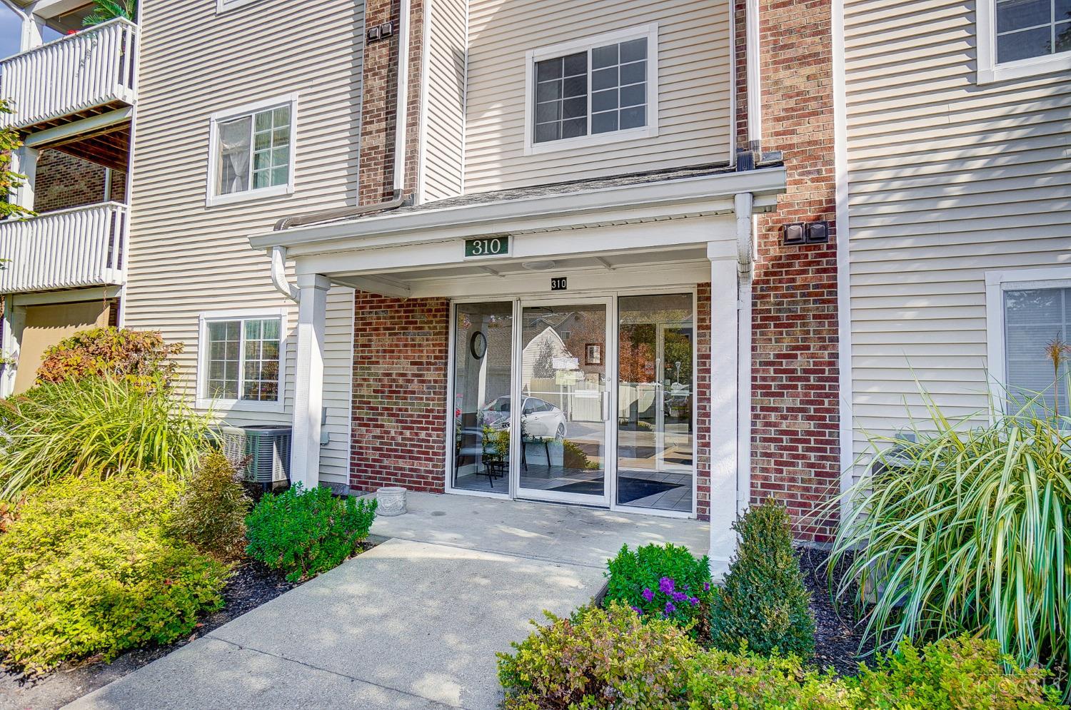 310 Carrington Place 206