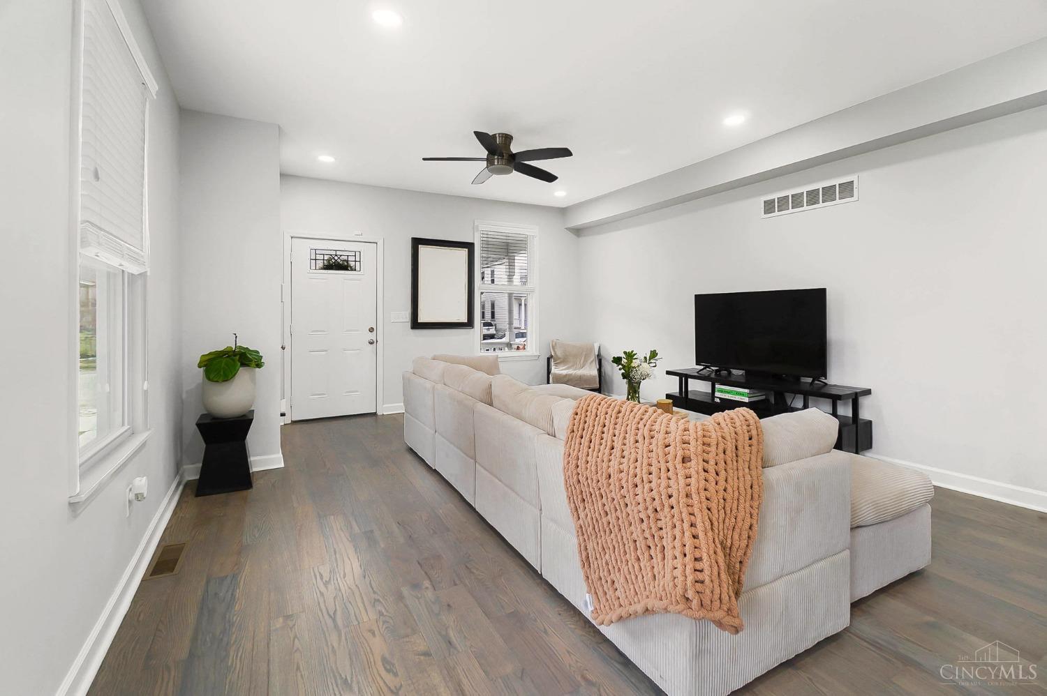 1656 Jonathan Avenue