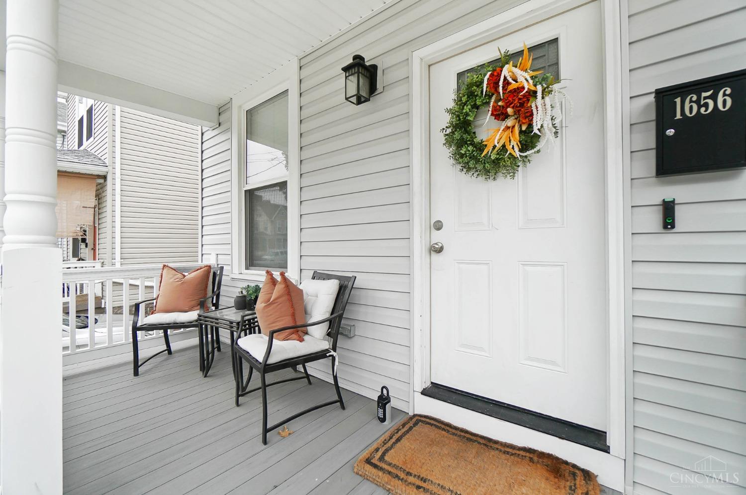 1656 Jonathan Avenue